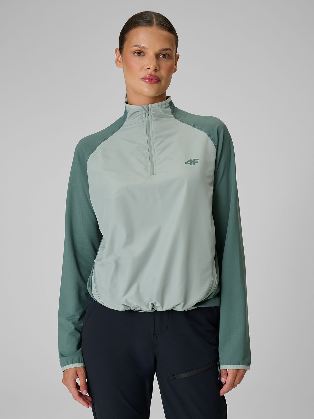 4F Bluza trekkingowa regular szybkoschnąca damska - turkusowa M