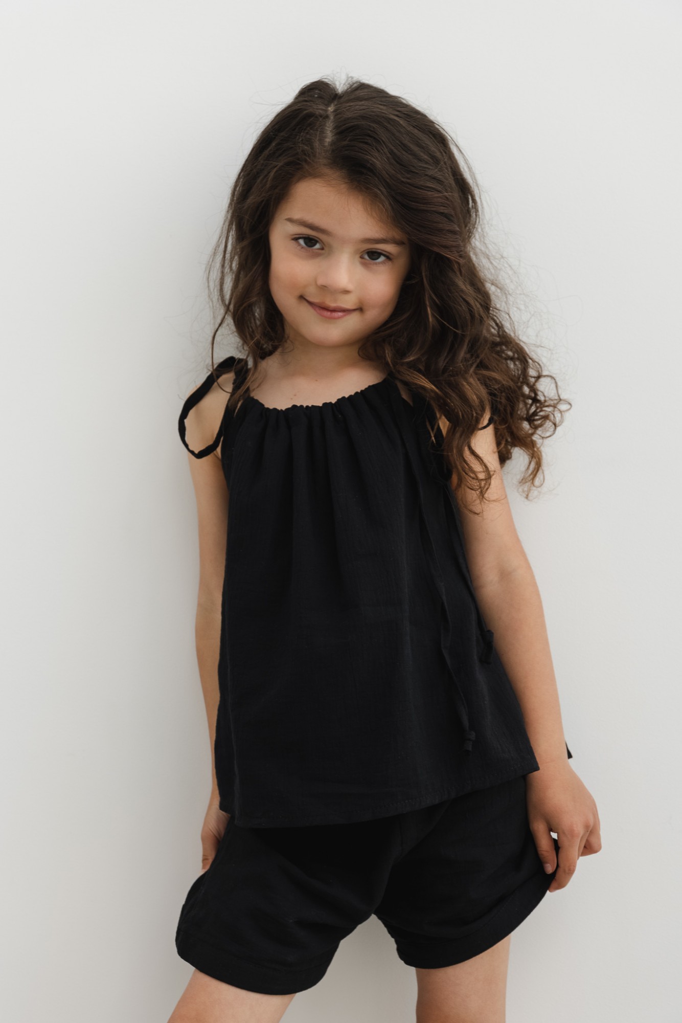 MINI bluzka BAWEŁNIANA z wiązaniem na ramionach w kolorze TOTALLY BLACK - DAFNE-92 - Marsala