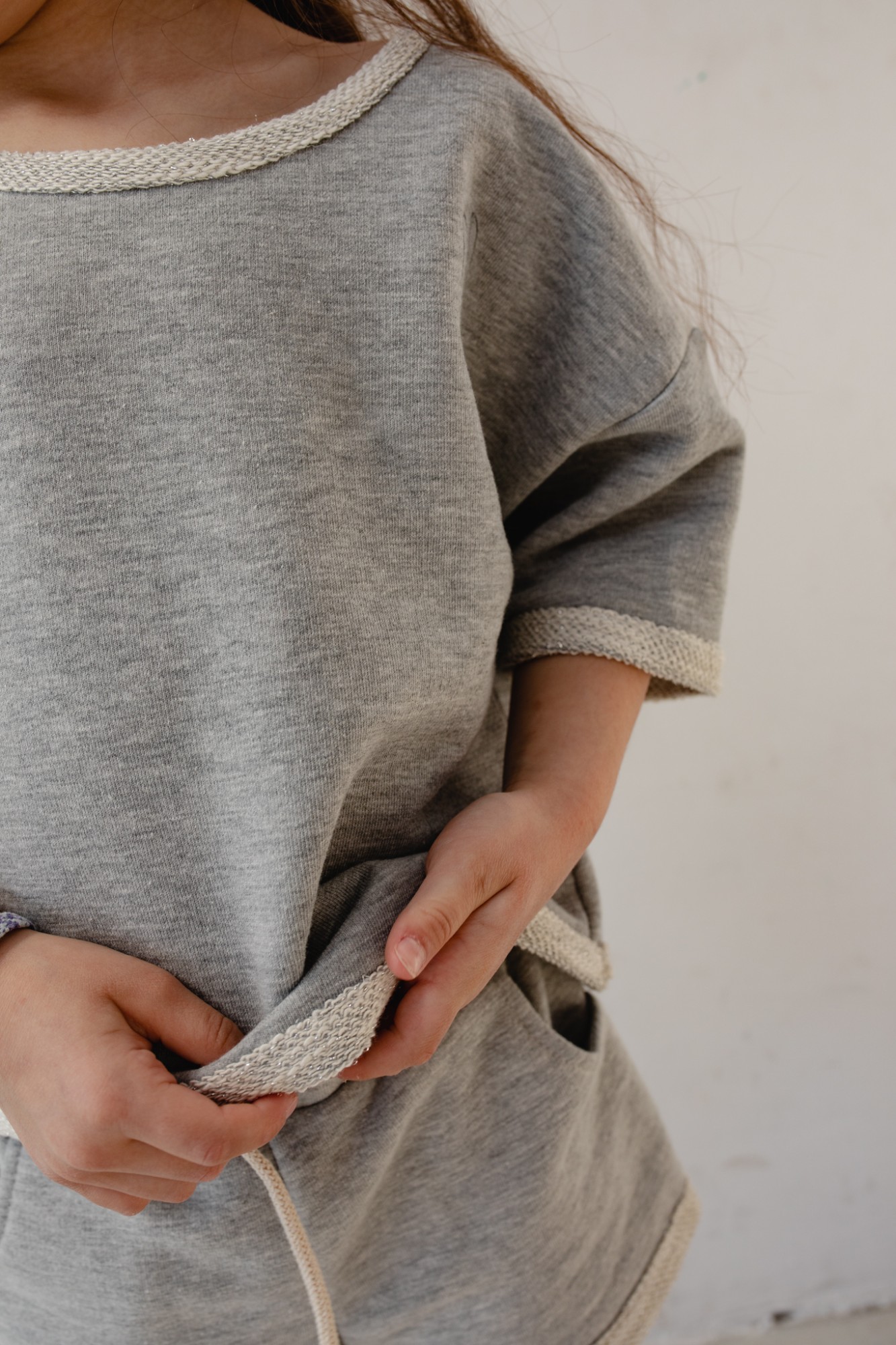 MINI bluzka w kolorze LIGHT GREY - DEMI-80 - Marsala