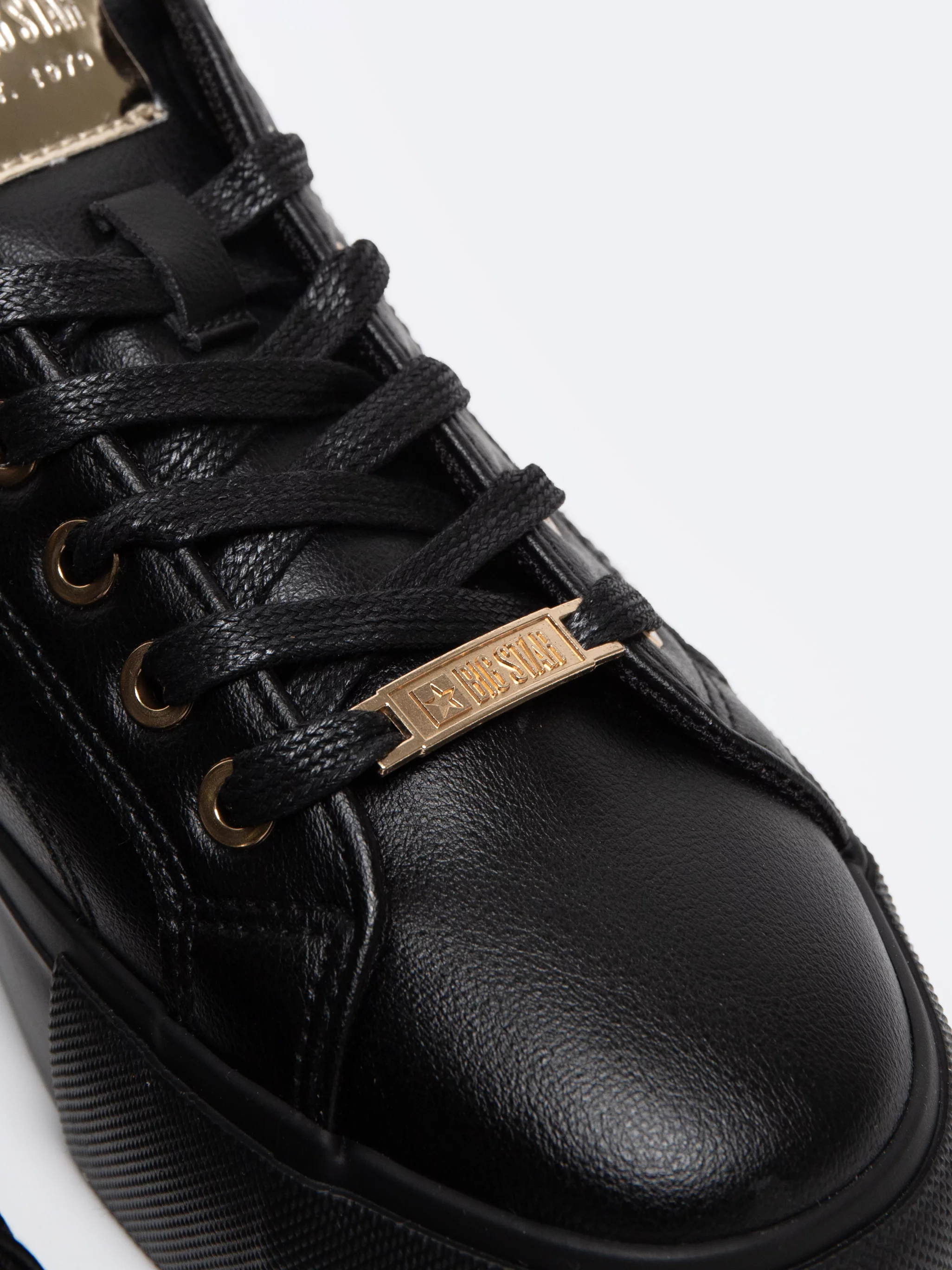 Sneakersy damskie ze skóry ekologicznej czarne NN274A850 906