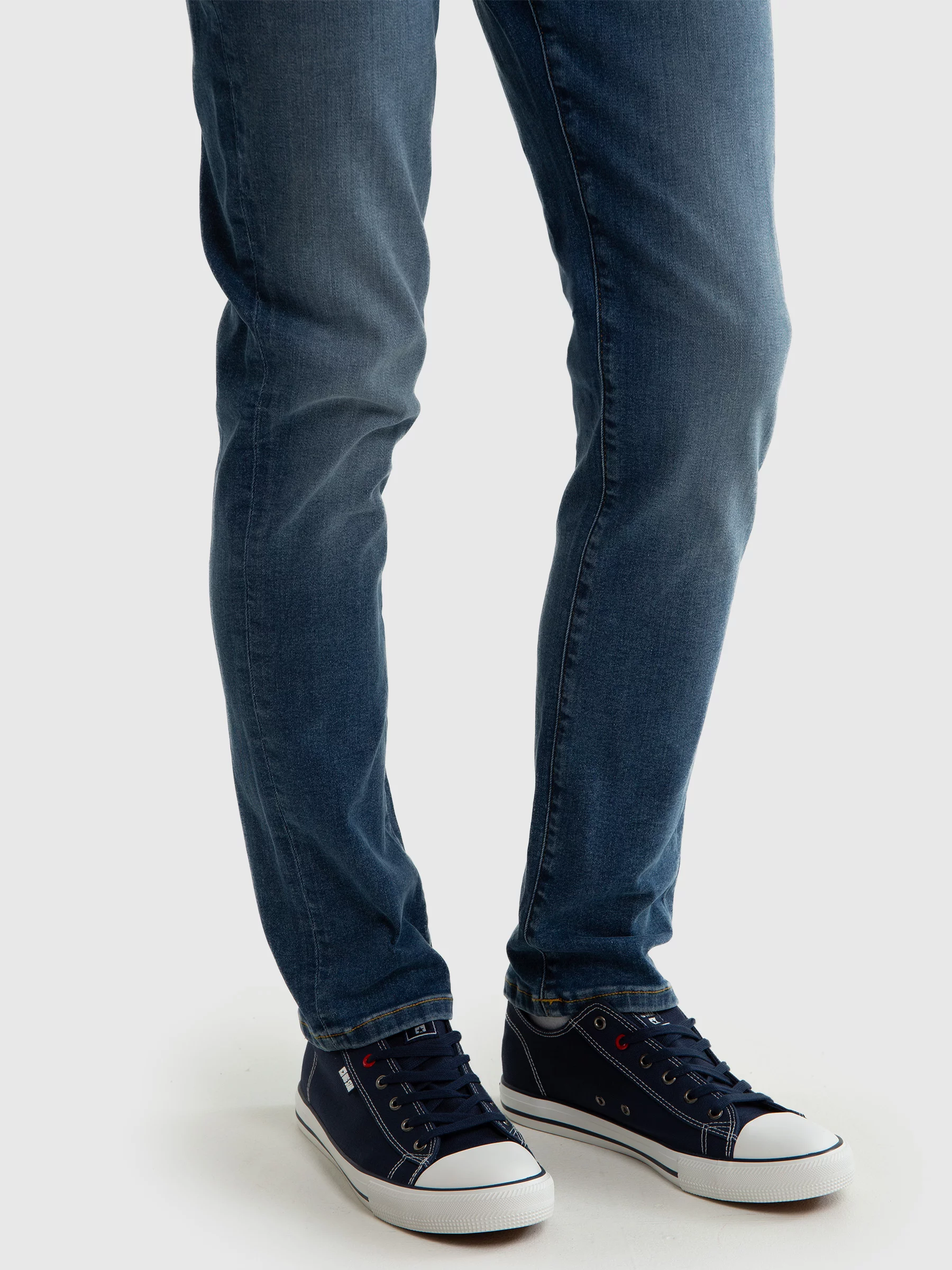 Trampki męskie niskie granatowe JJ174606 403