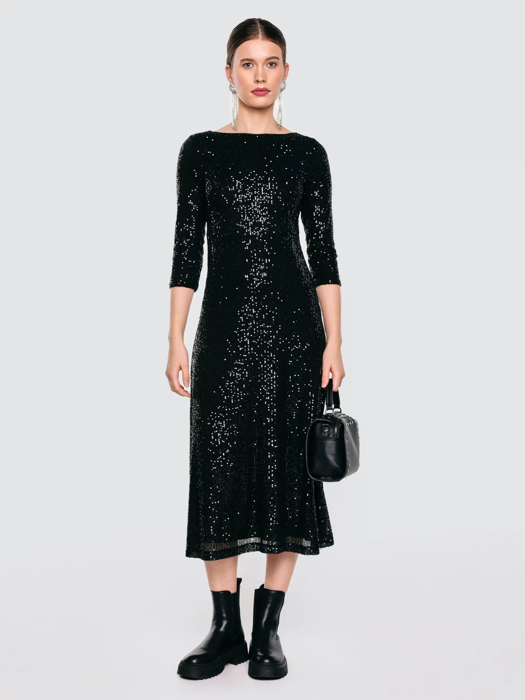 Sukienka damska midi cekinowa z rękawem 3/4 czarna Alex 906