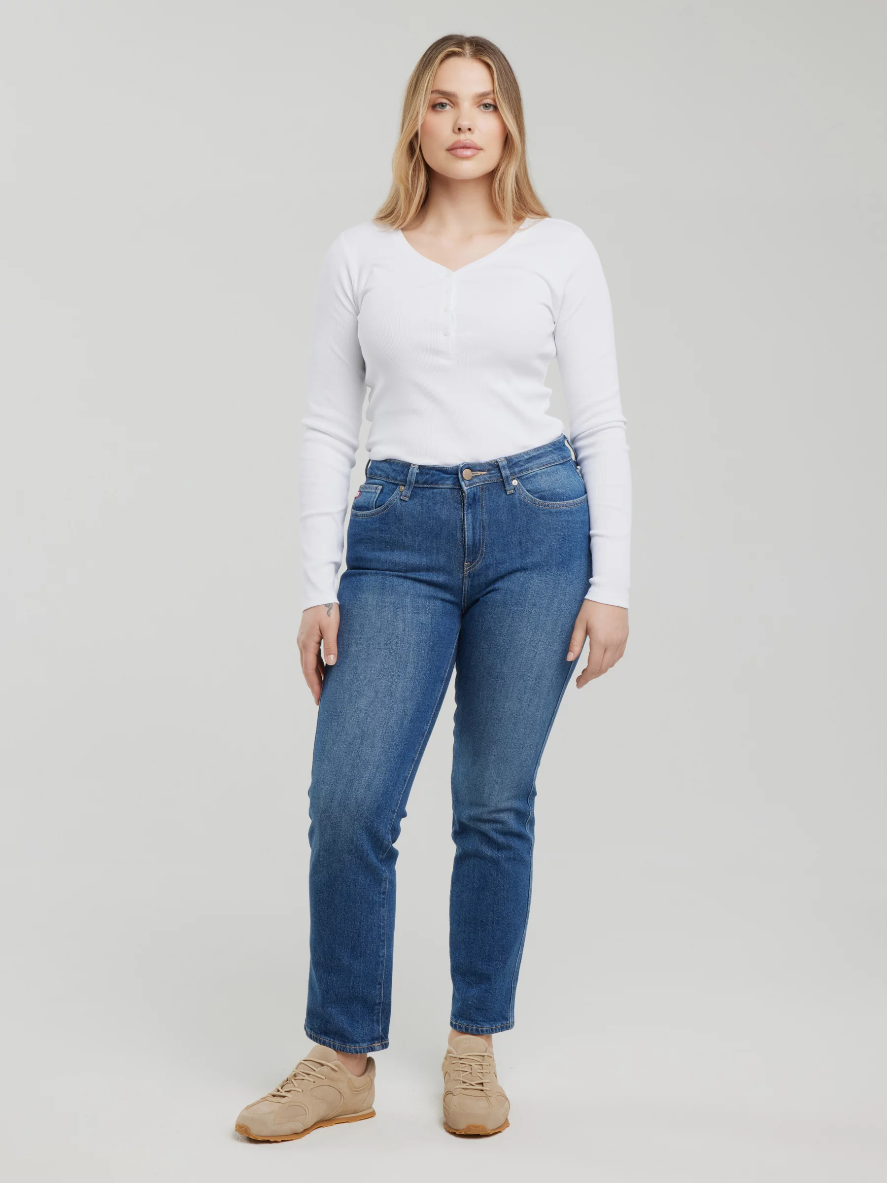 Jeansy damskie z prostą nogawką niebieskie Myrra 313