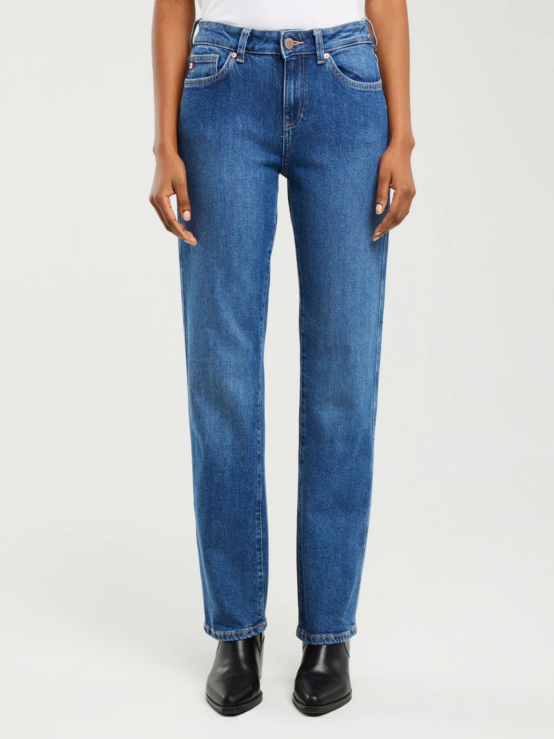 Jeansy damskie z prostą nogawką niebieskie Myrra 313