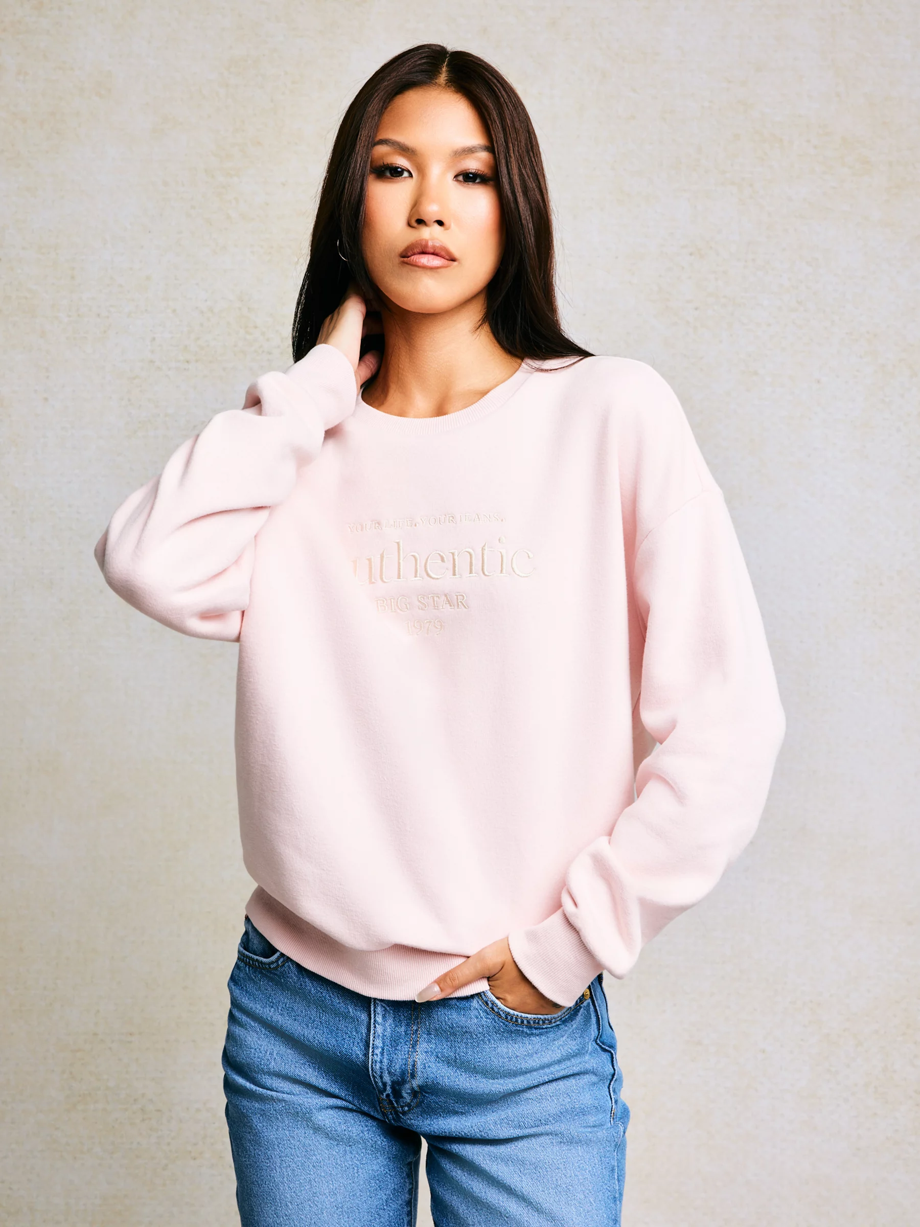 Bluza damska z haftem pudrowy róż Ellsa 600