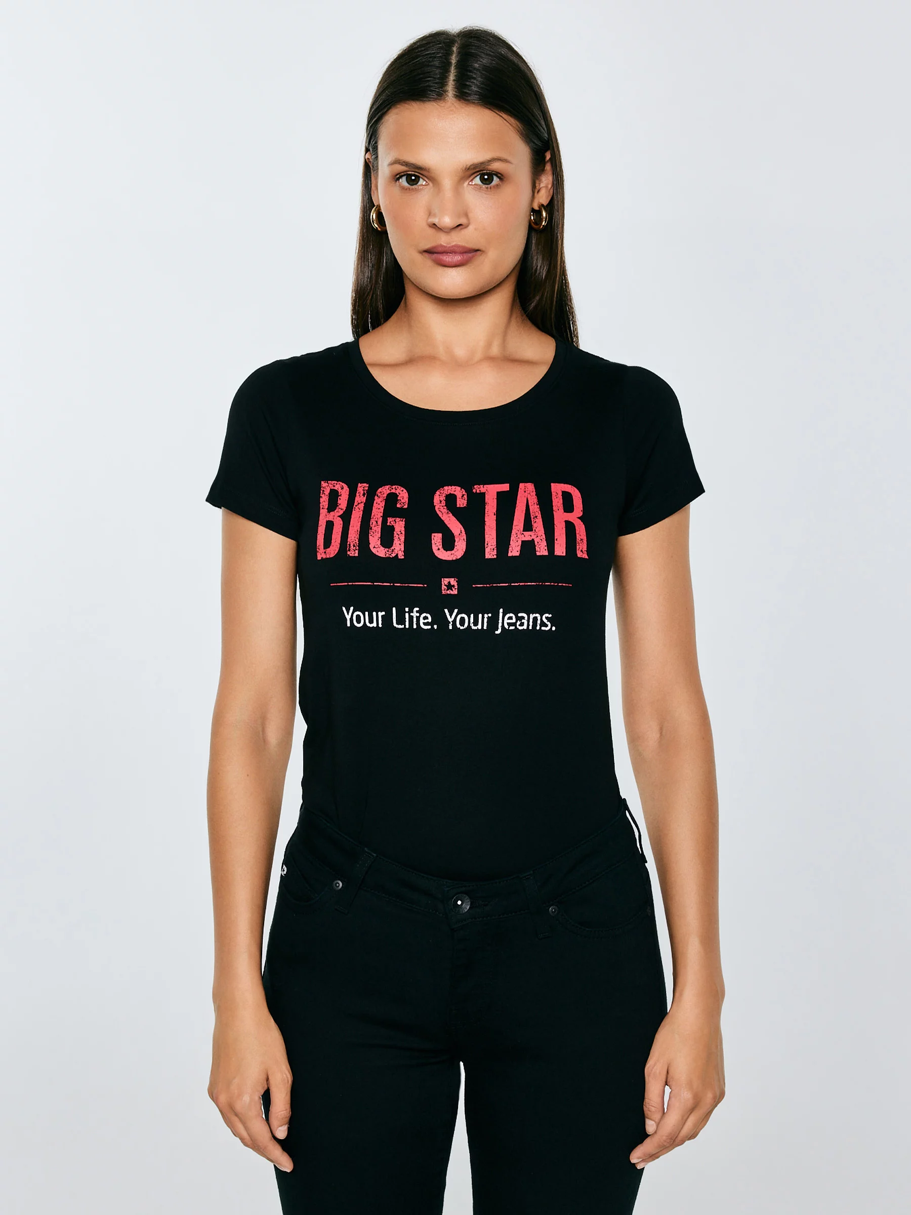 Koszulka damska o klasycznym kroju czarna Brunona 906