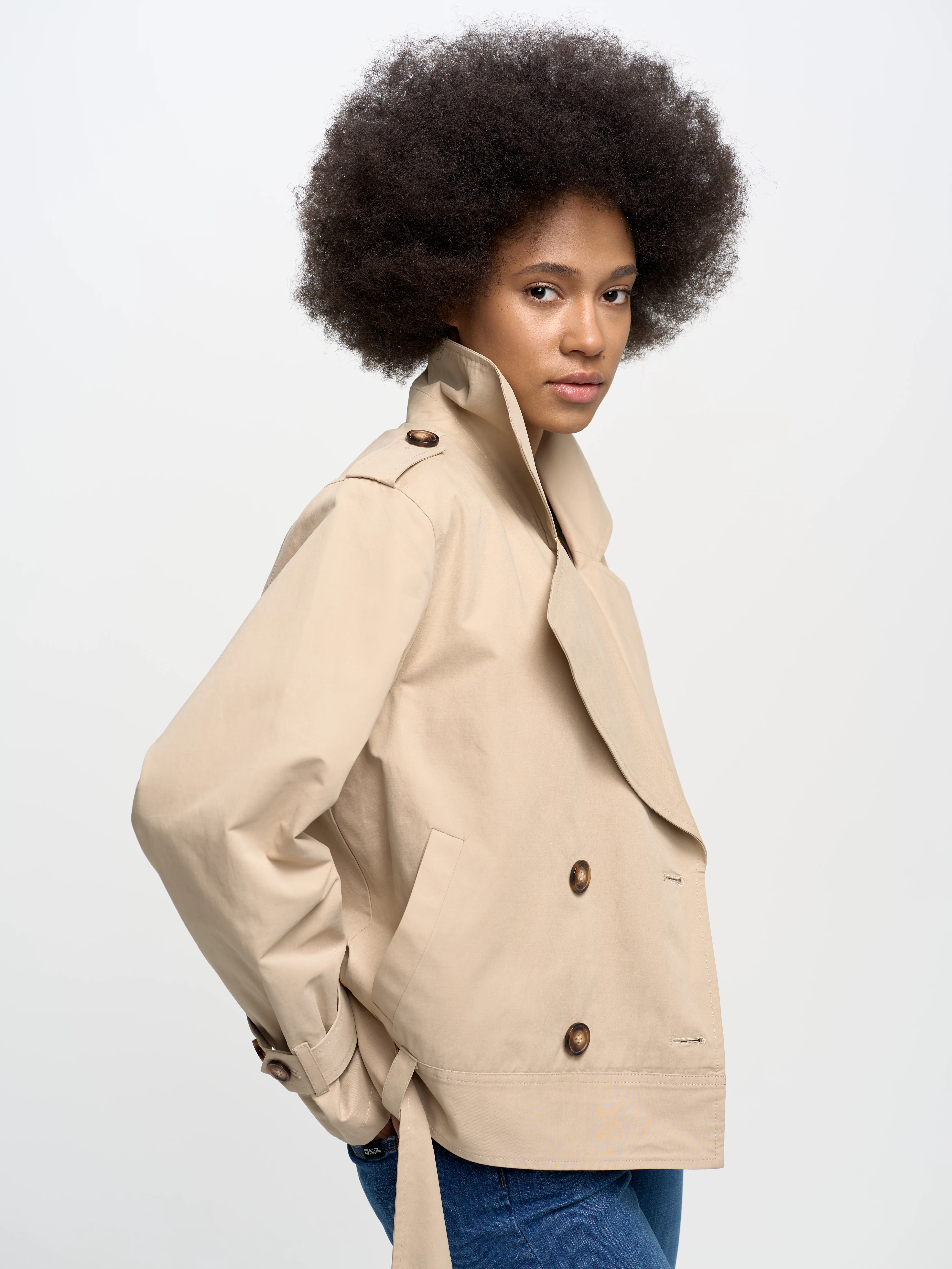 Trencz damski krótki beżowy Barretta 801