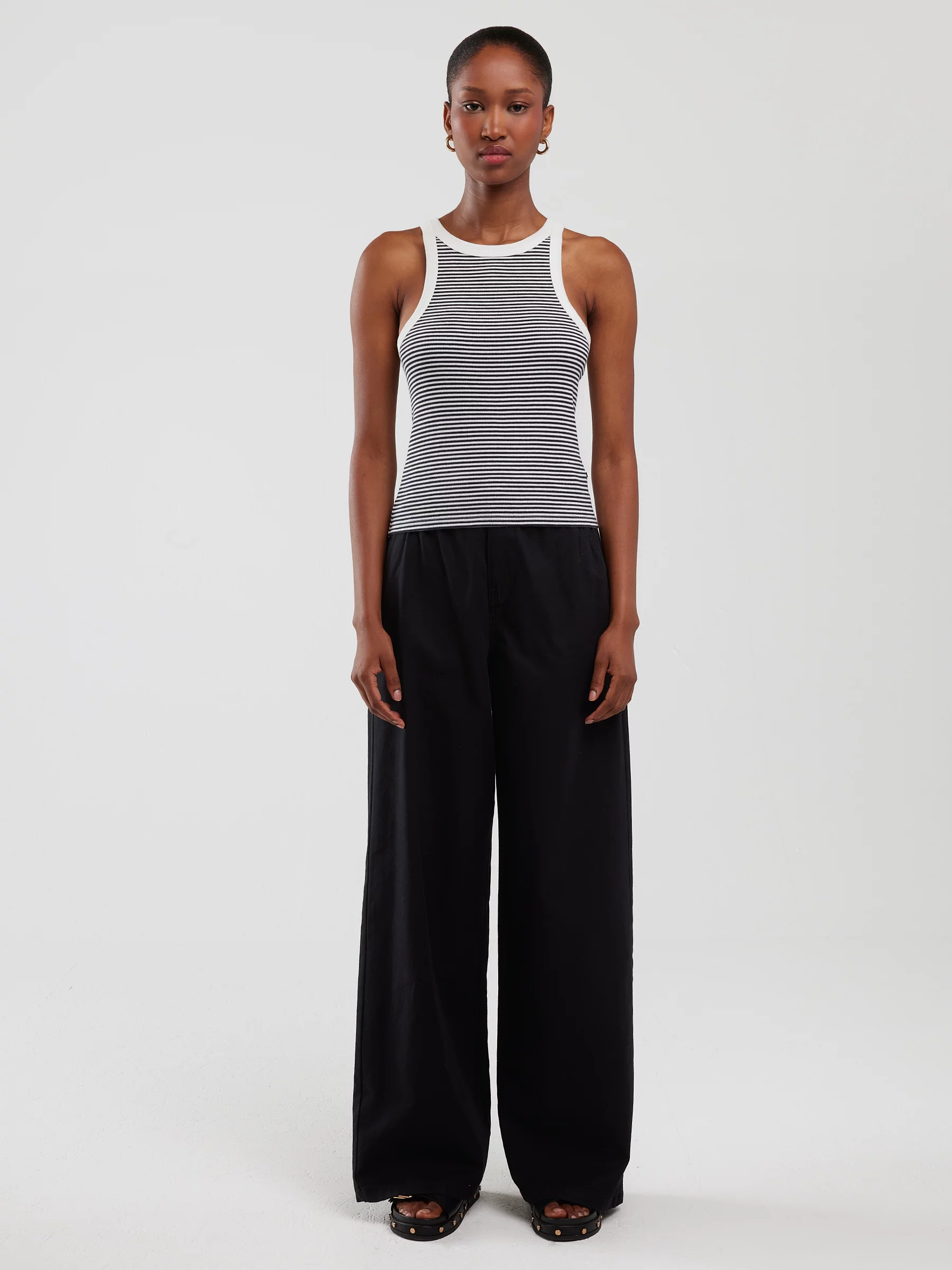 Koszulka damska na ramiączkach w prążek biało-granatowa Livia 403