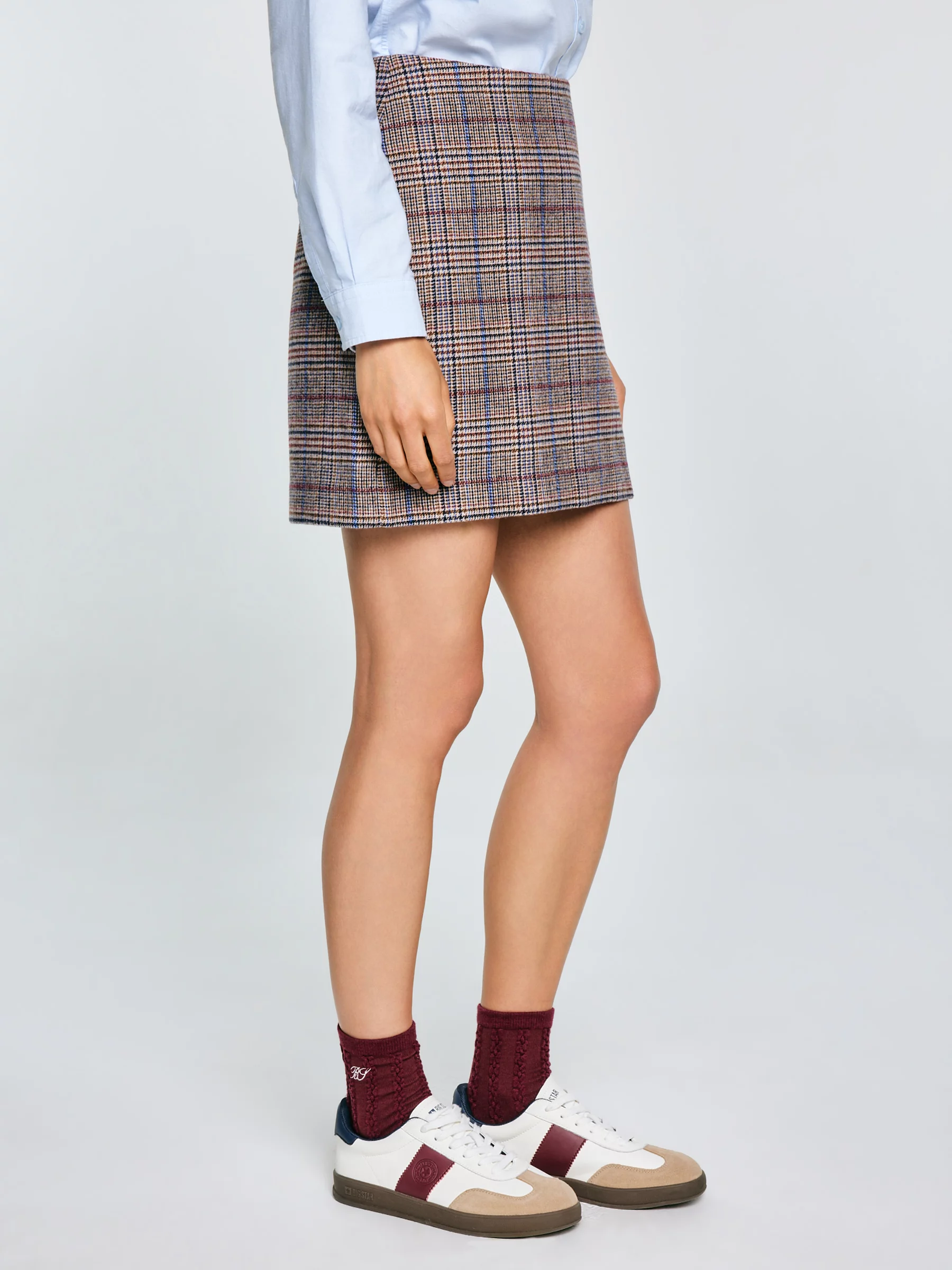 Spódnica damska mini z dodatkiem wełny w kratę Linneti 000