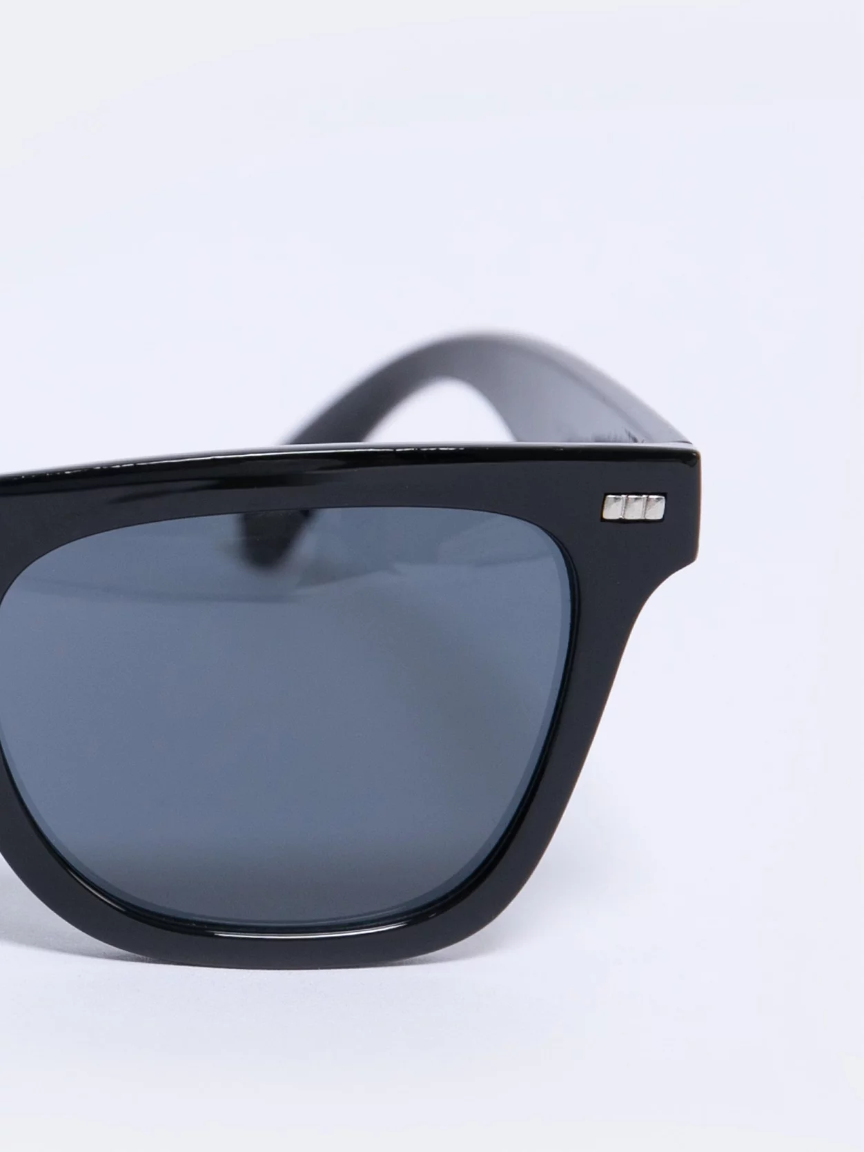 Okulary przeciwsłoneczne męskie czarne Mumer 906