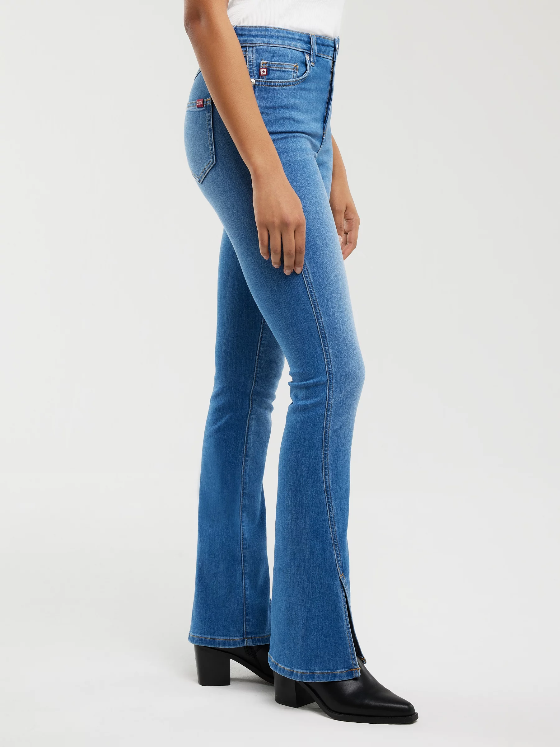 Jeansy damskie bootcut z rozcięciami niebieskie Blake 402