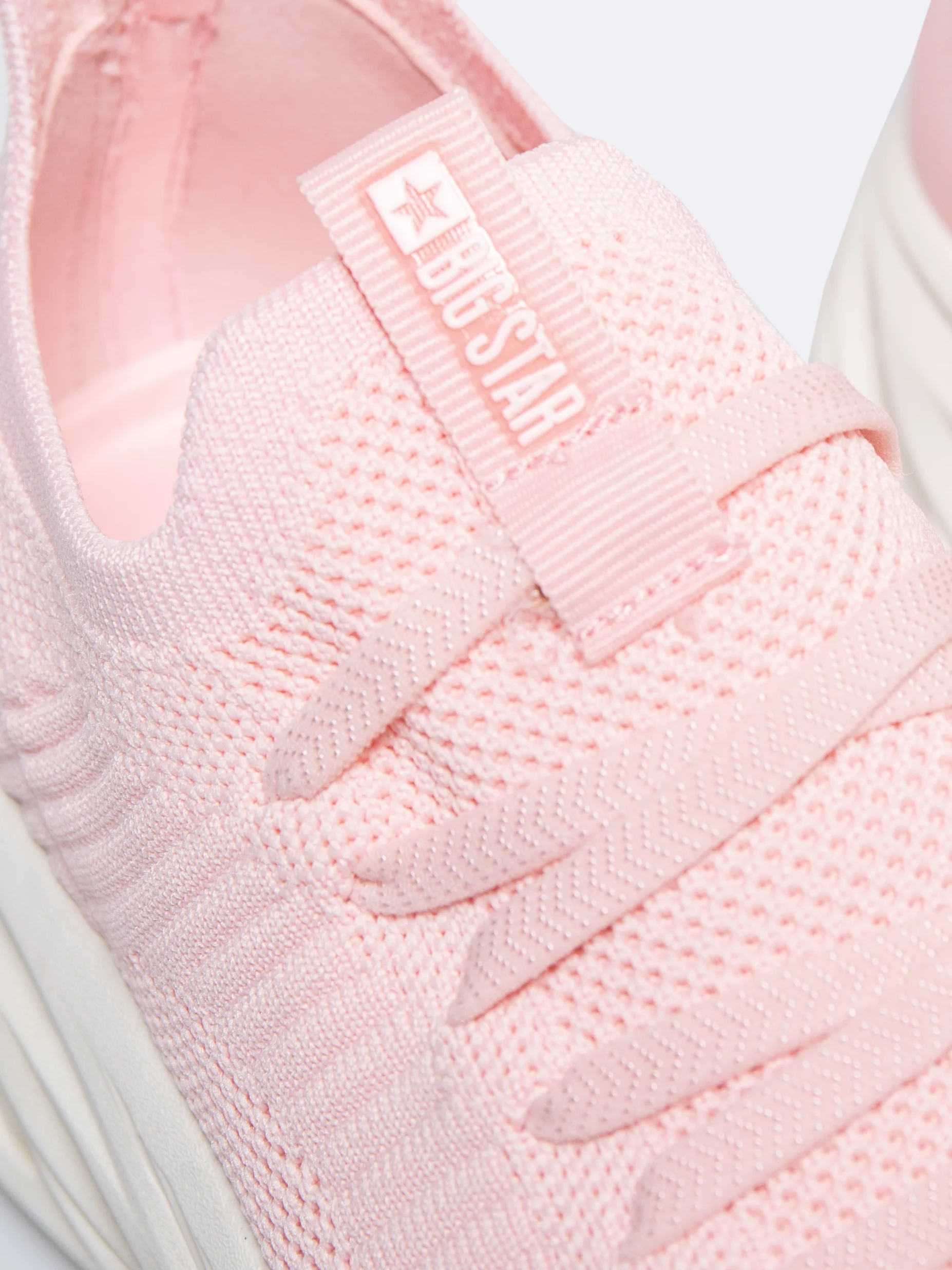 Sneakersy damskie lekkie różowe RR274A131 600