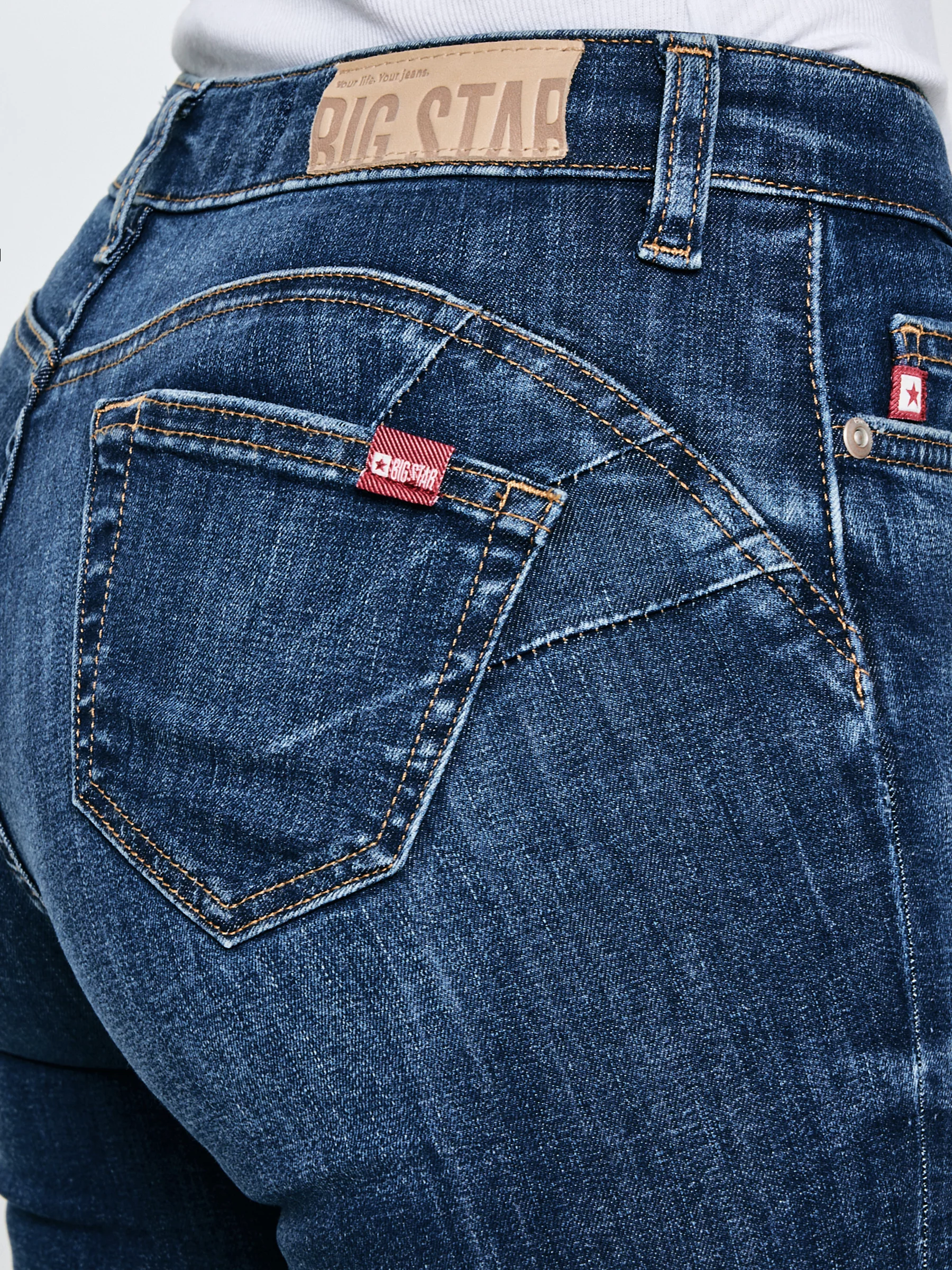 Jeansy damskie push up z wysokim stanem niebieskie Melinda High Waist 521