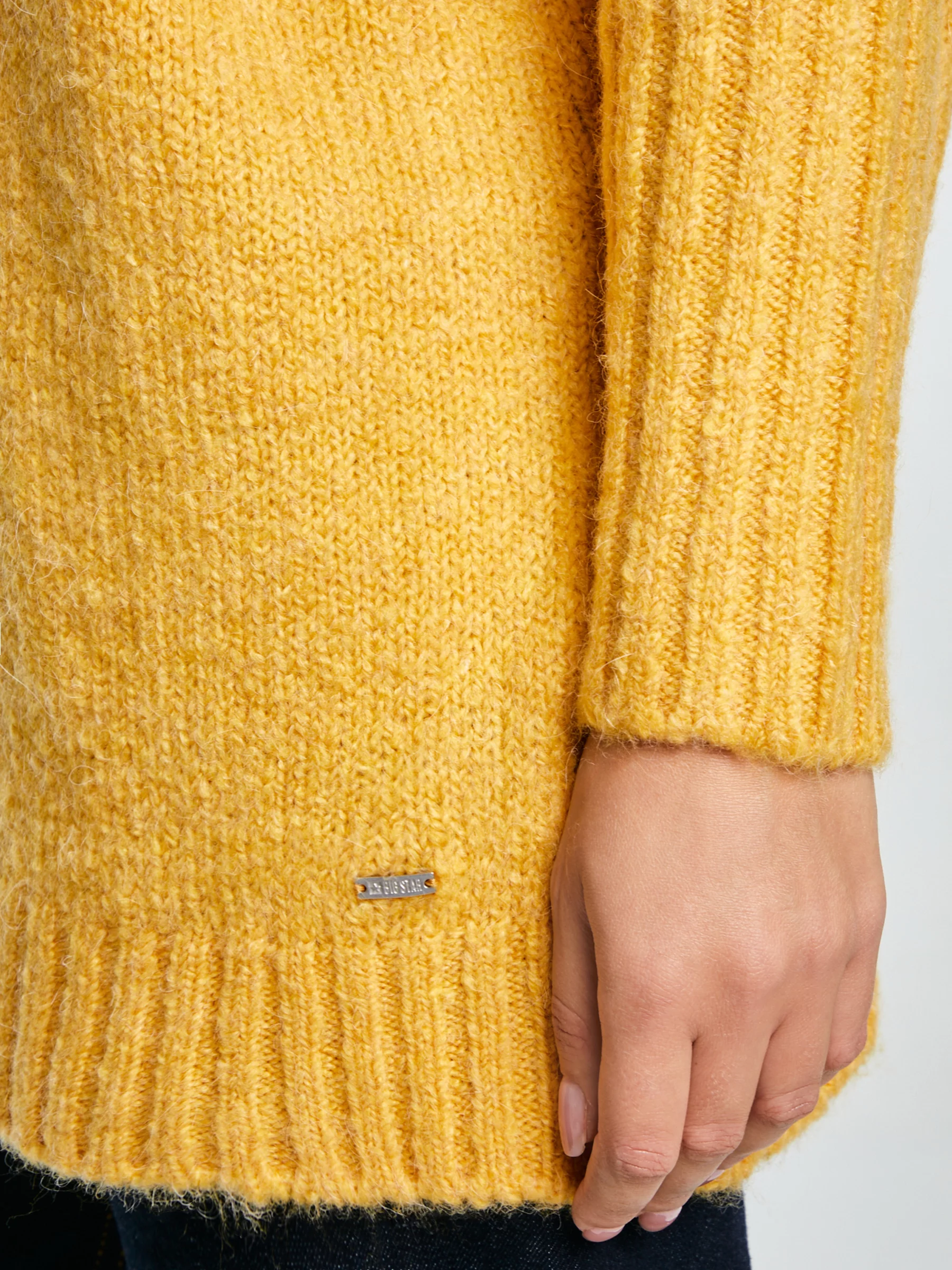 Sweter damski oversize z dodatkiem wełny żółty Mayamiko 201