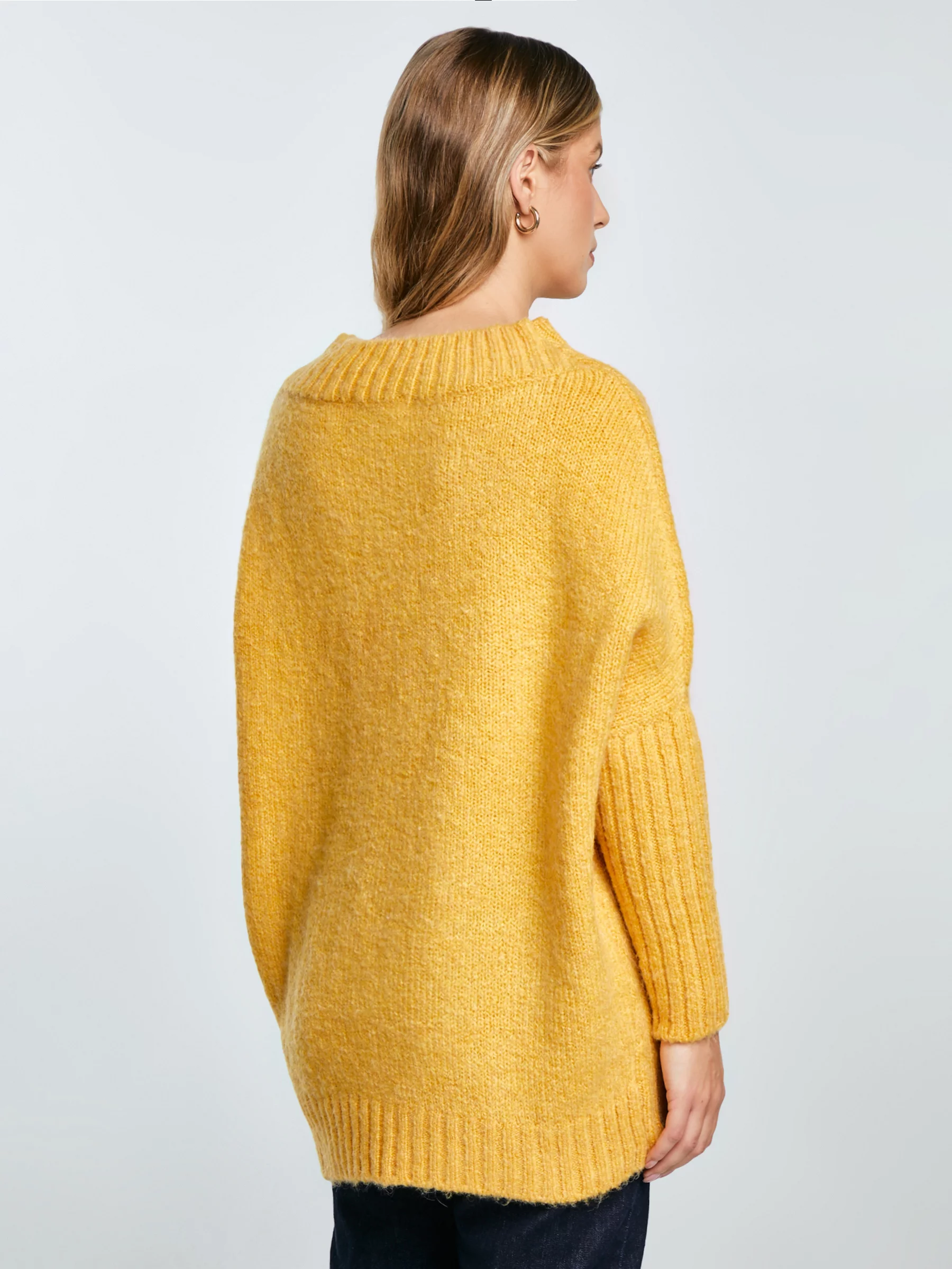 Sweter damski oversize z dodatkiem wełny żółty Mayamiko 201