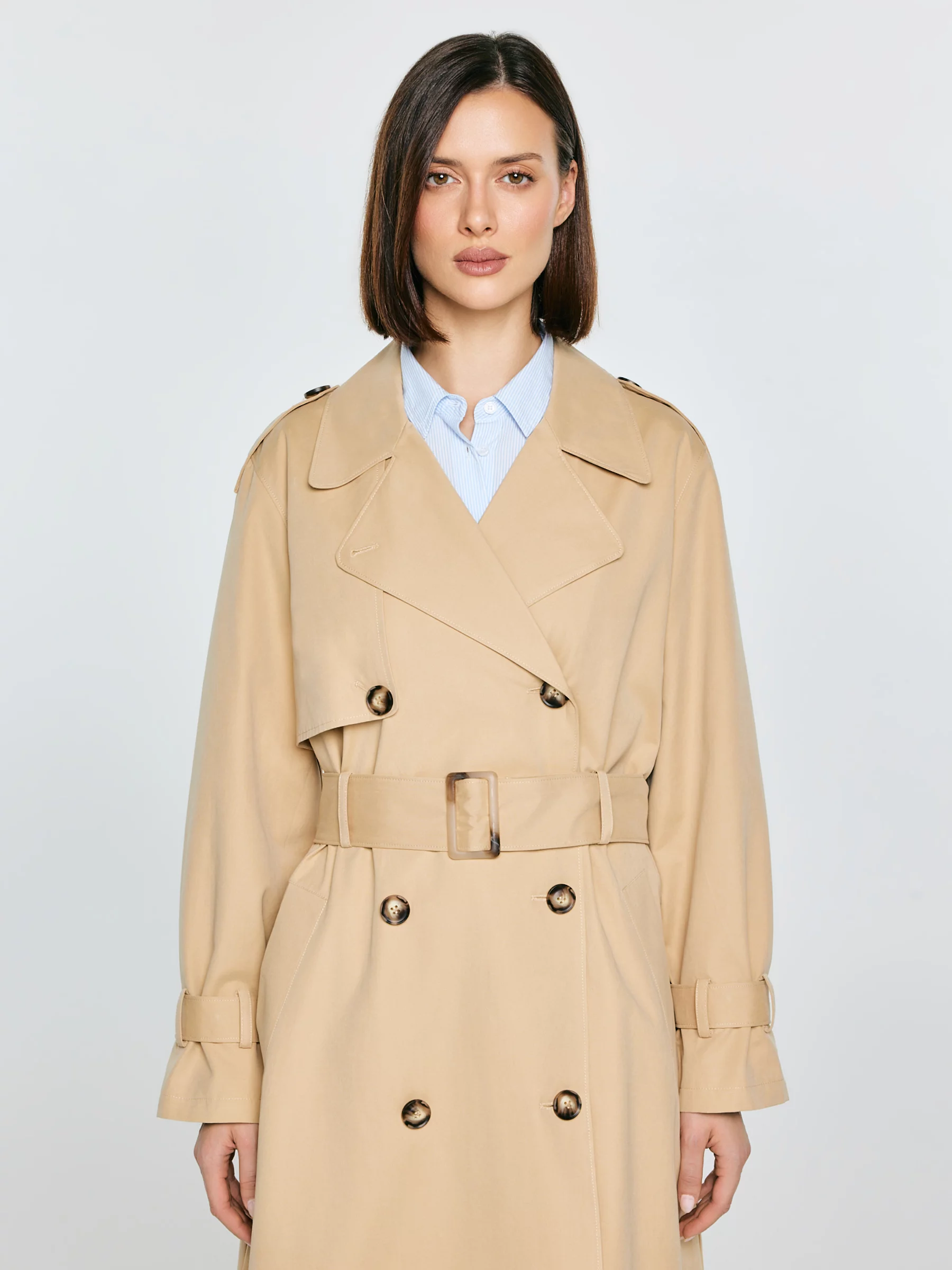 Trencz damski dwurzędowy z paskiem beżowy Retinsa 801