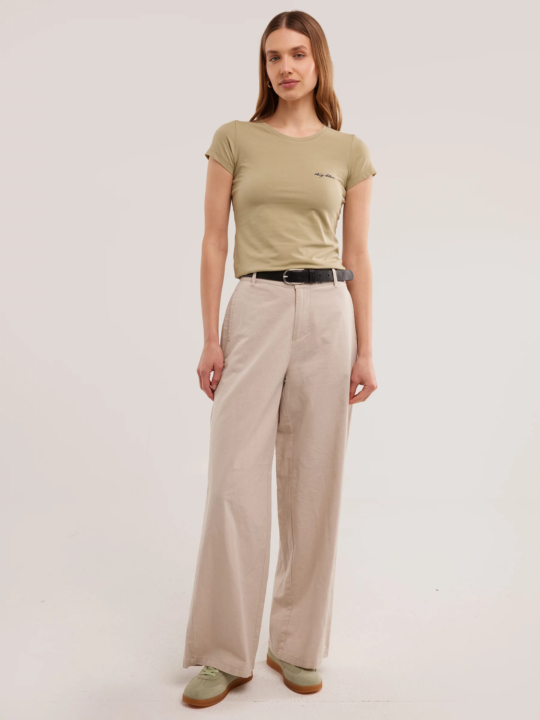 Koszulka damska z niewielkim logo zielona Irsera 300