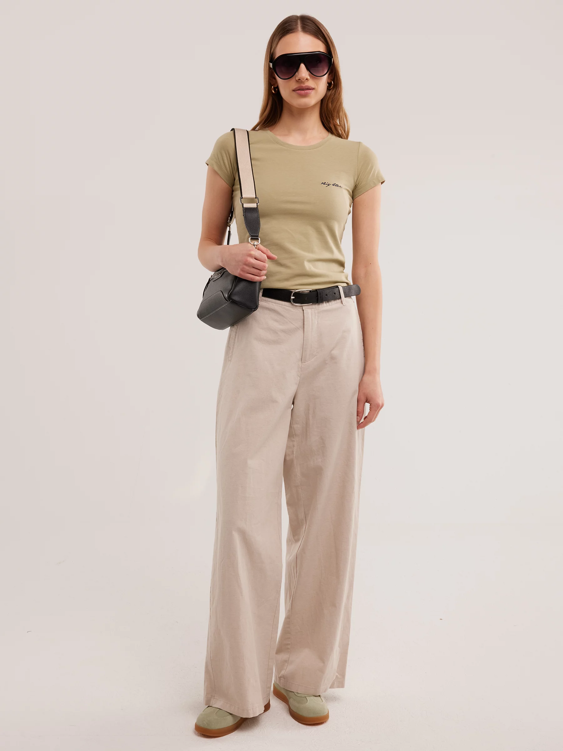 Koszulka damska z niewielkim logo zielona Irsera 300