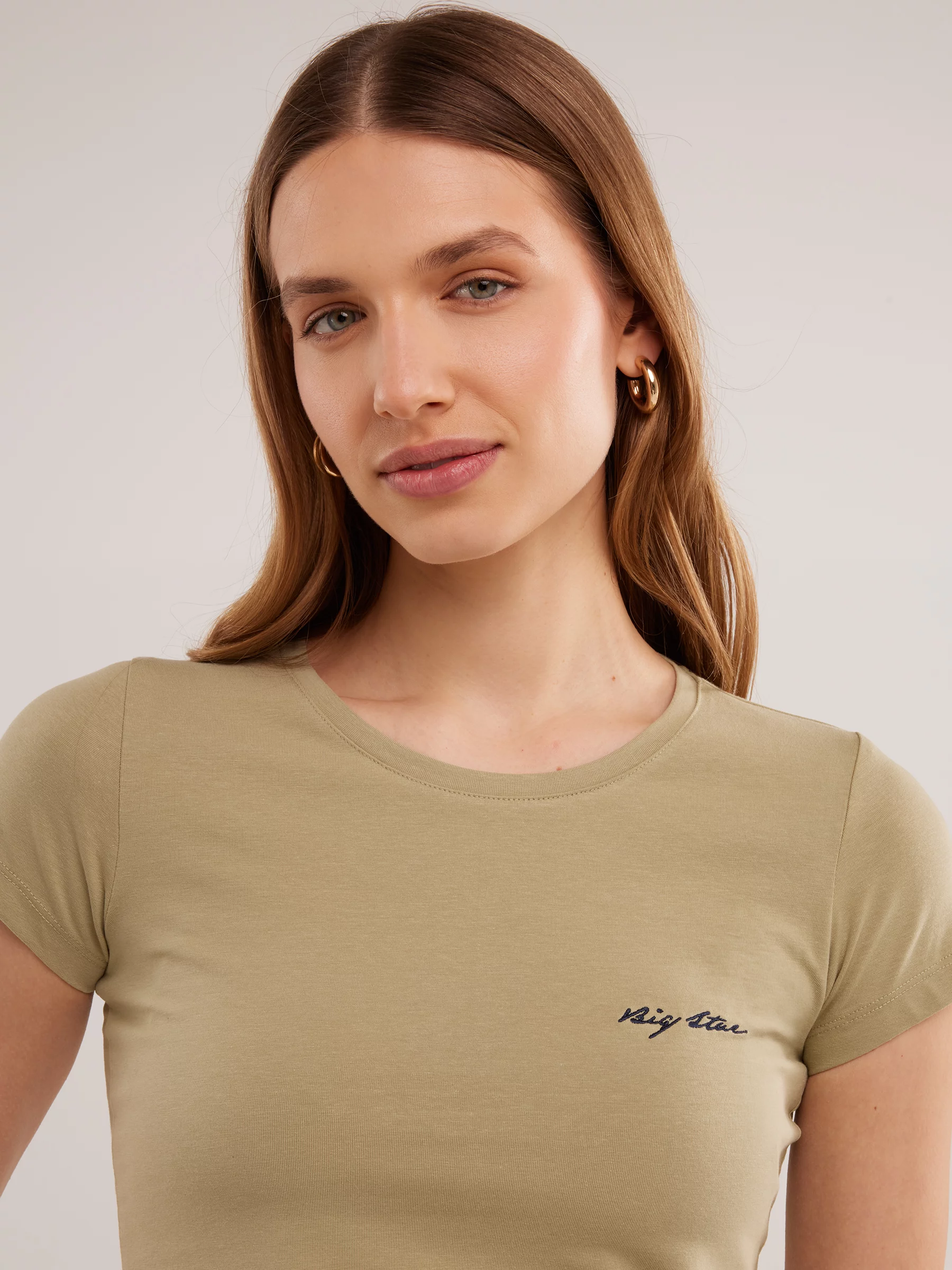 Koszulka damska z niewielkim logo zielona Irsera 300