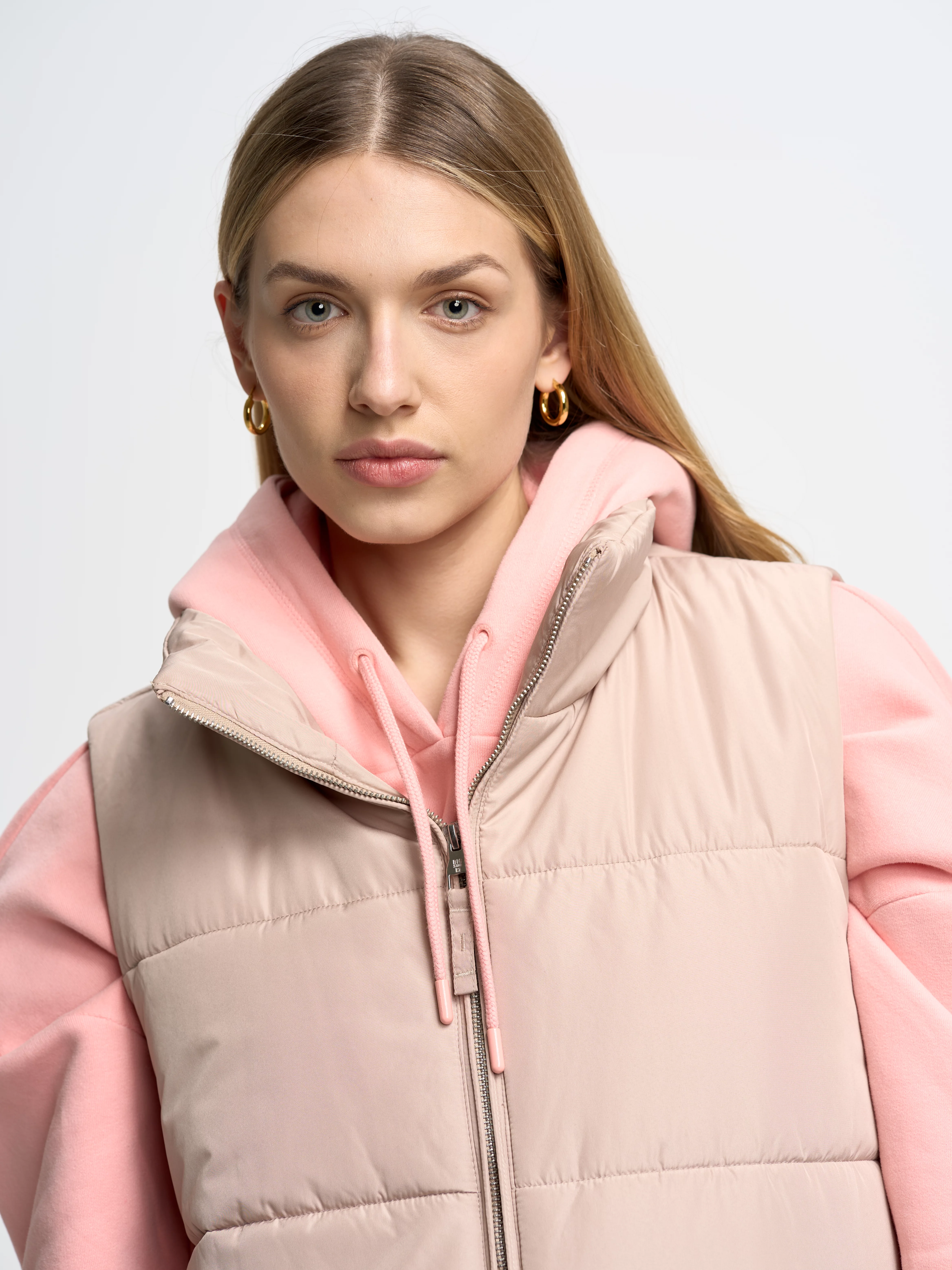 Kamizelka damska pikowana beżowa Nemuna 801