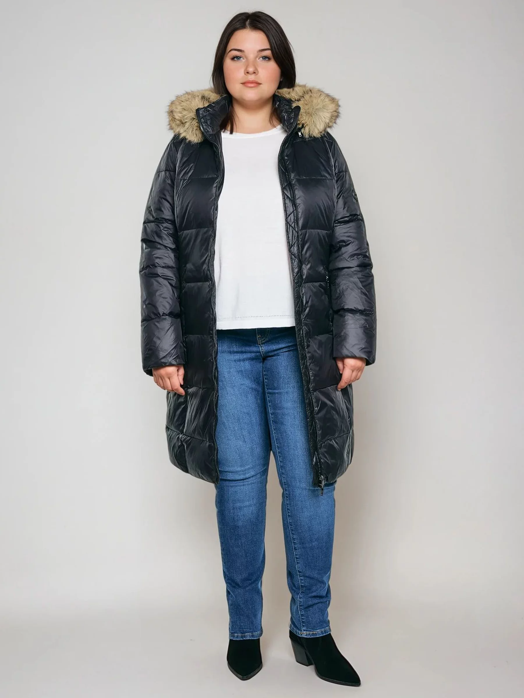 Płaszcz damski puchowy z naturalnym wypełnieniem czarny Melissa 906