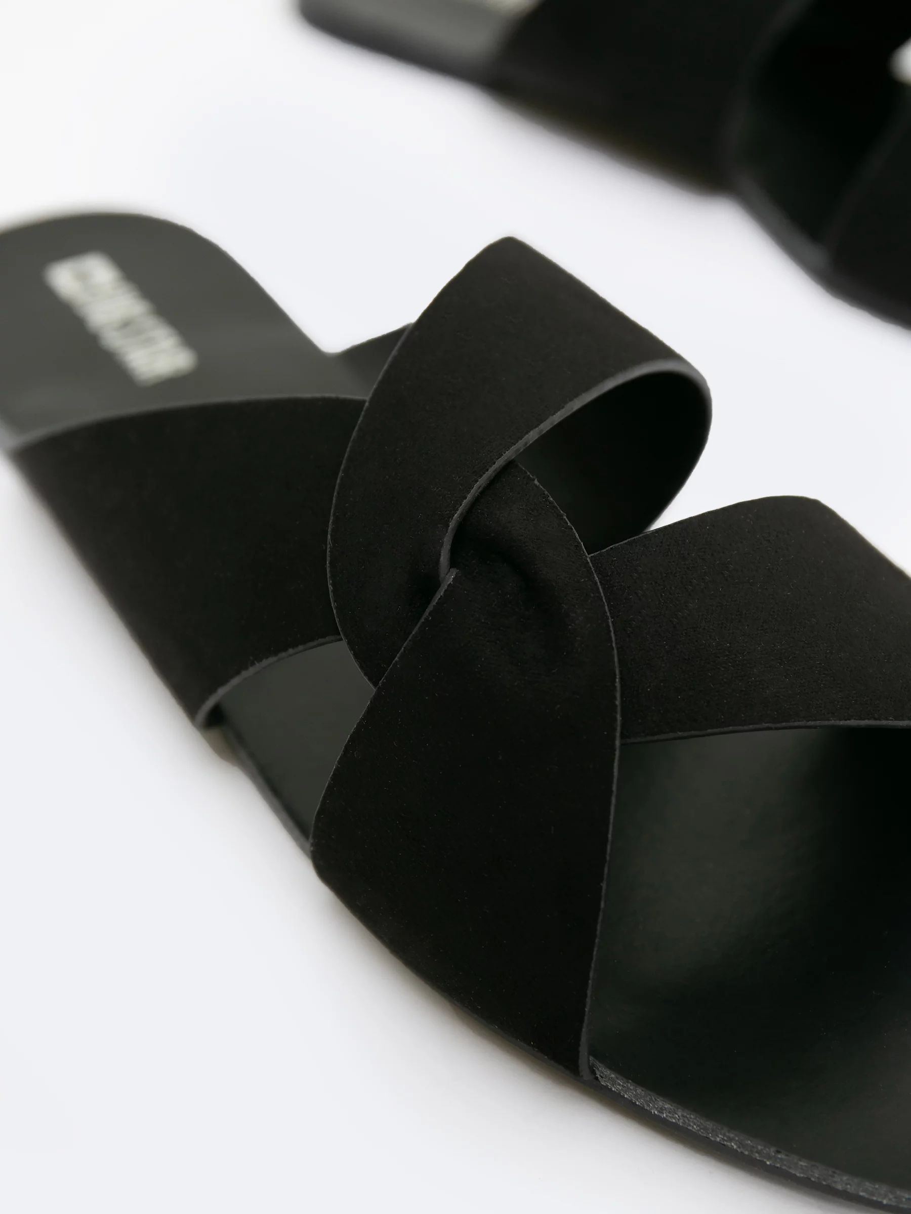 Klapki damskie czarne JJ274519 906