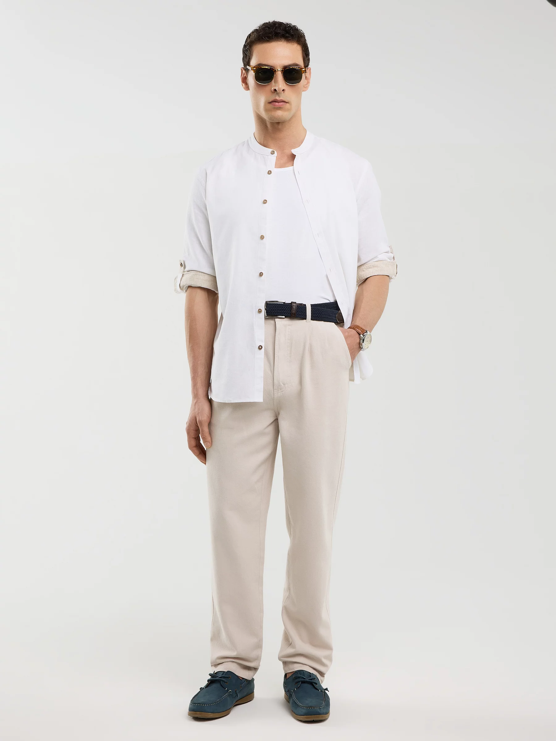 Lniana koszula męska na stójce biała Janew 101