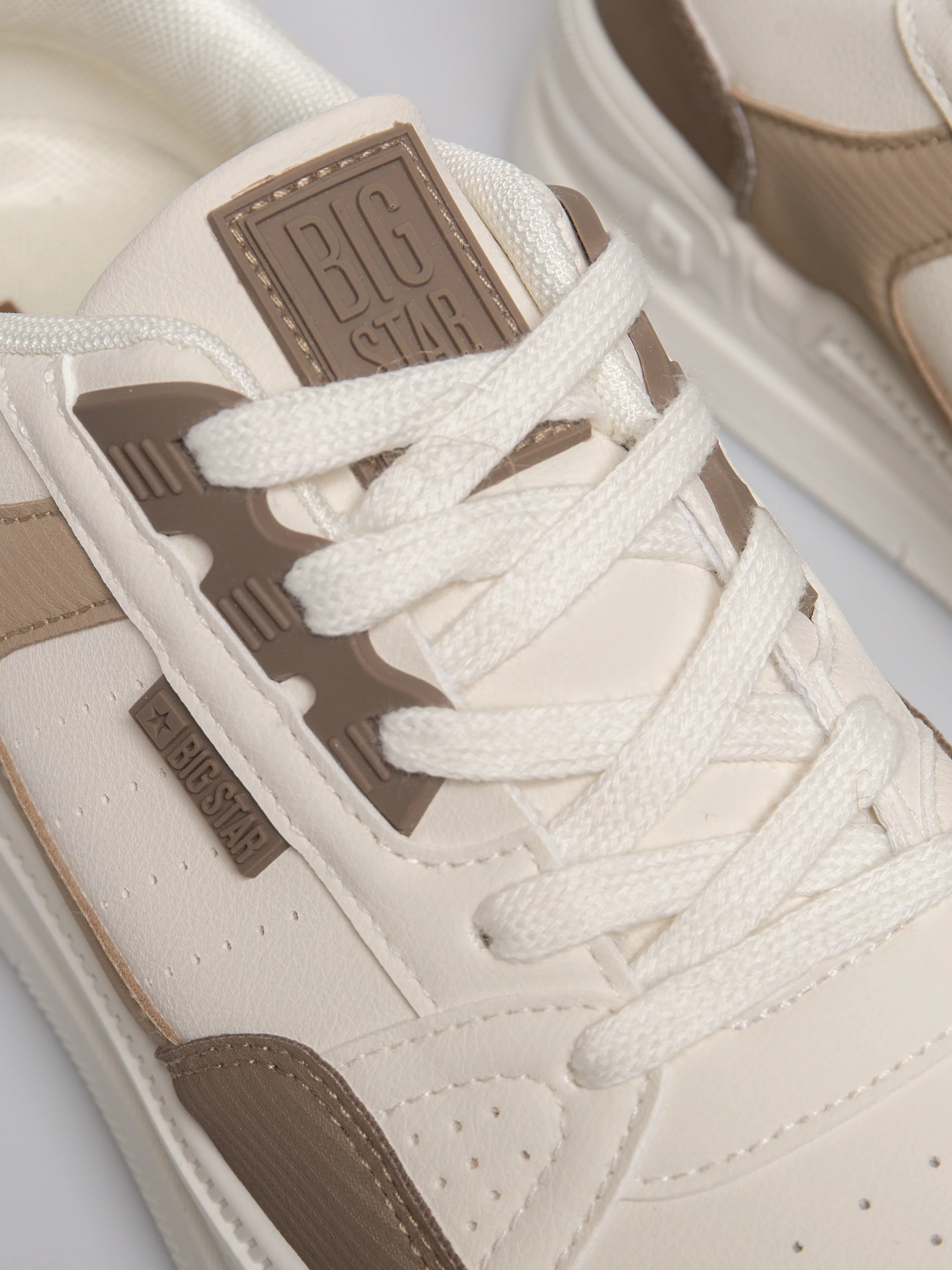 Sneakersy damskie beżowe OO274A151 801