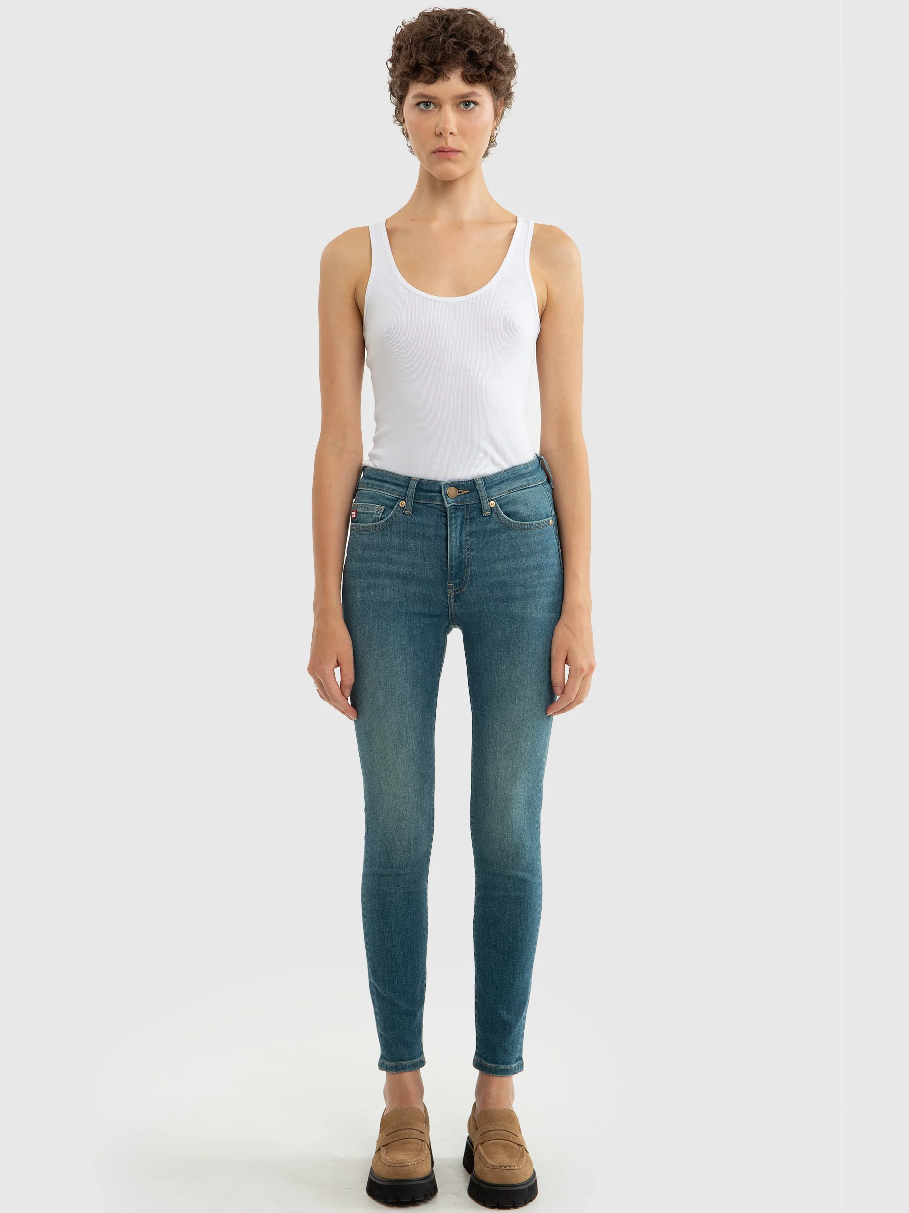 Jeansy damskie push up z wysokim stanem niebieskie Melinda High Waist 327