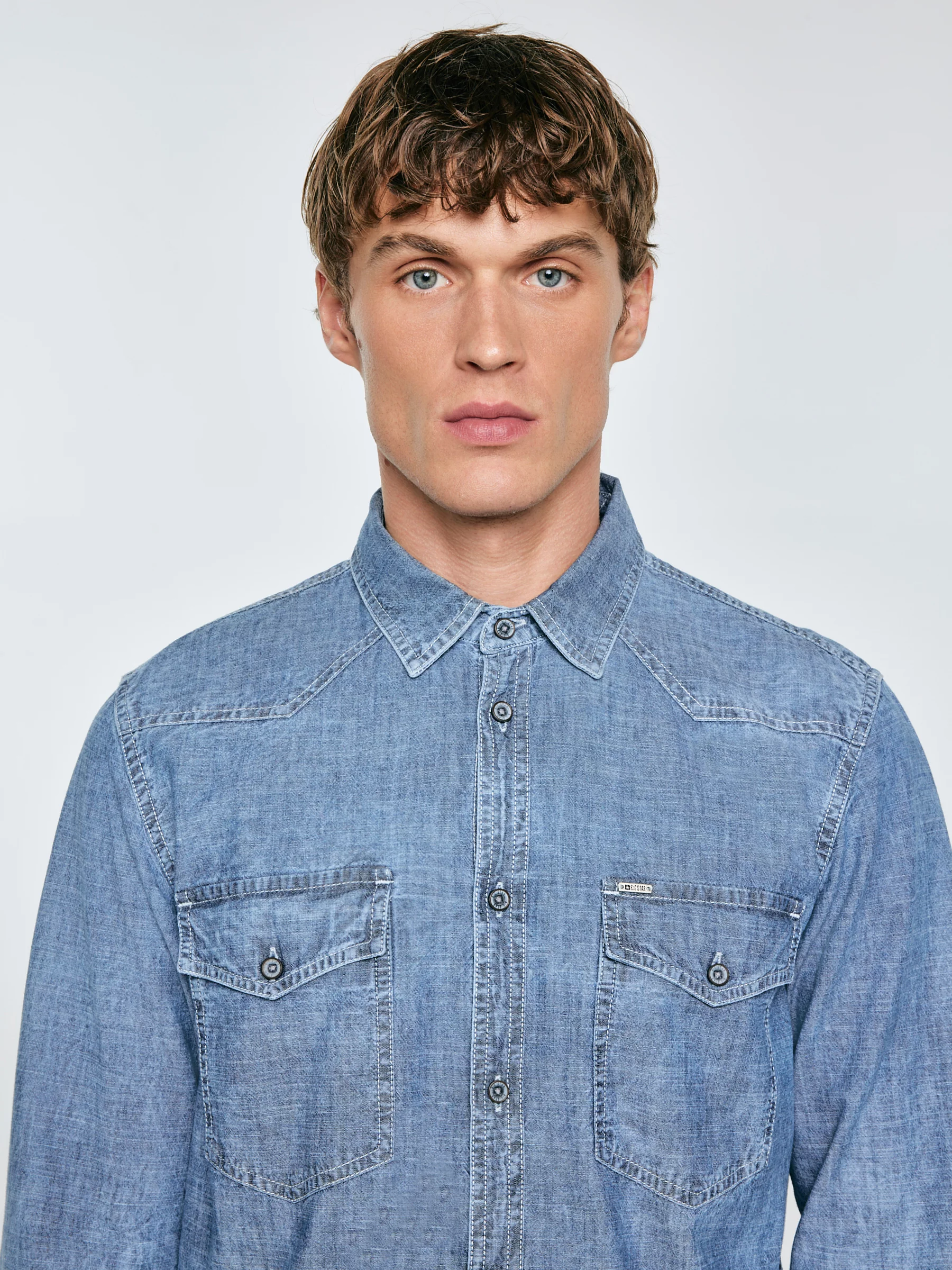 Koszula męska z imitacji jeansu niebieska Retinez 401