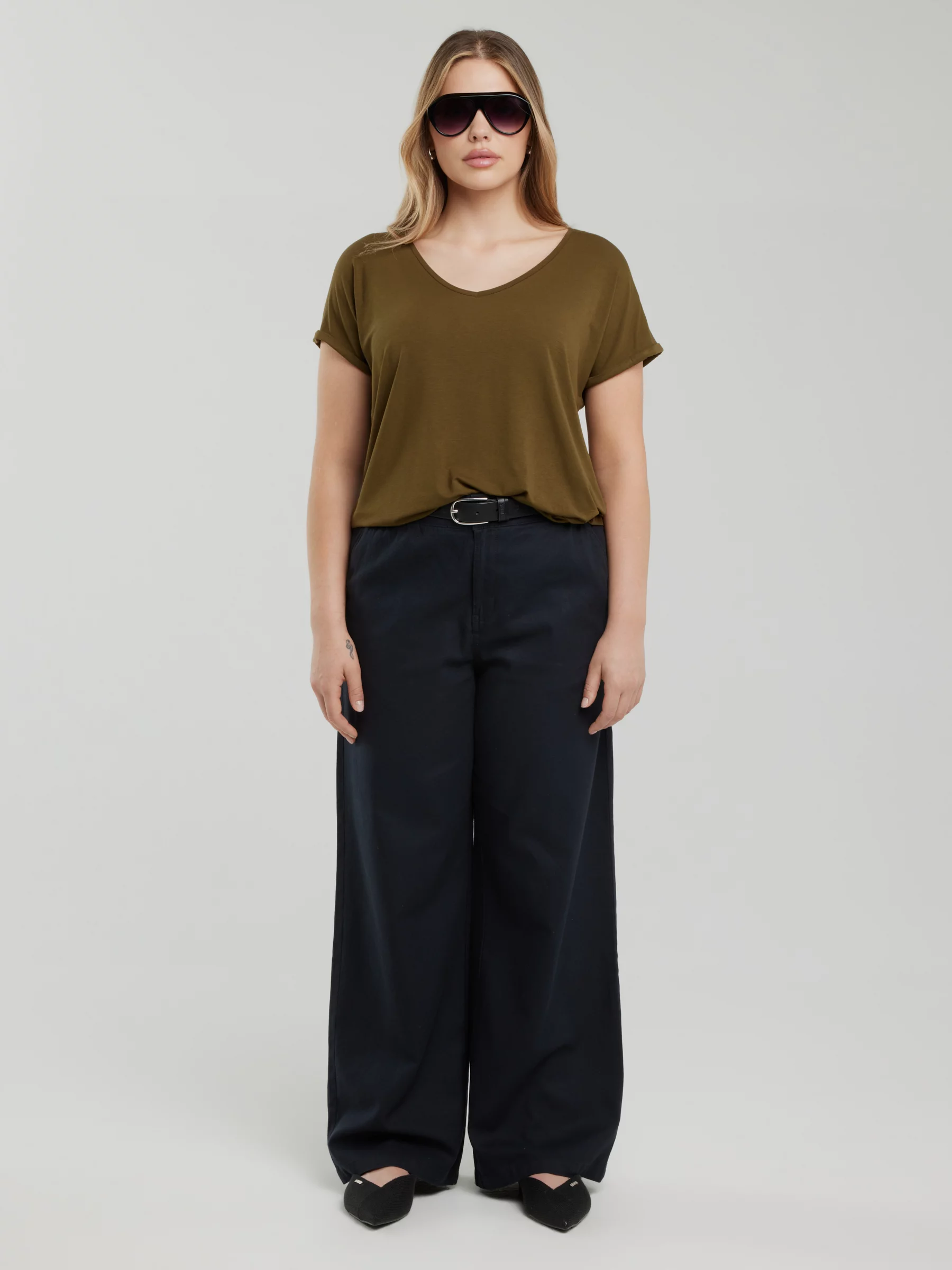 Koszulka damska o luźnym kroju khaki Valeria 303