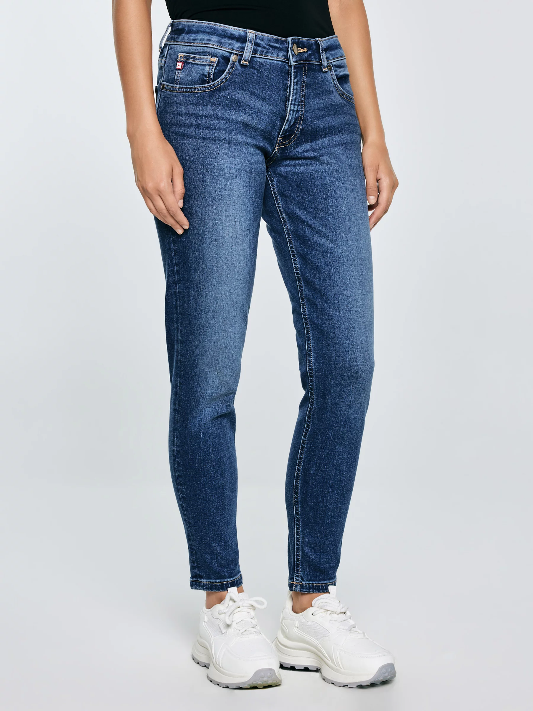 Jeansy damskie niebieskie Maggie 356