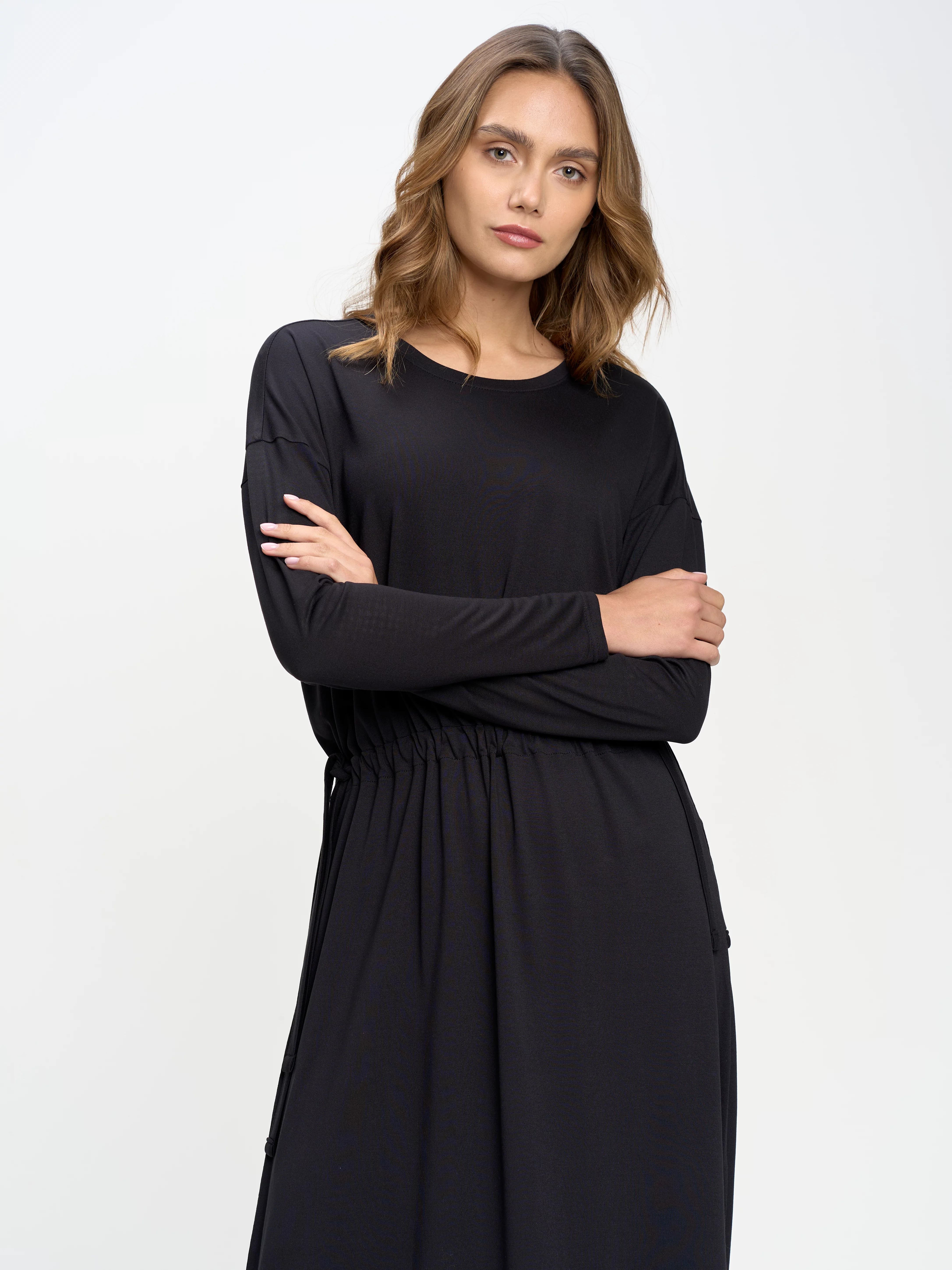 Sukienka damska maxi czarna Dressawa 906