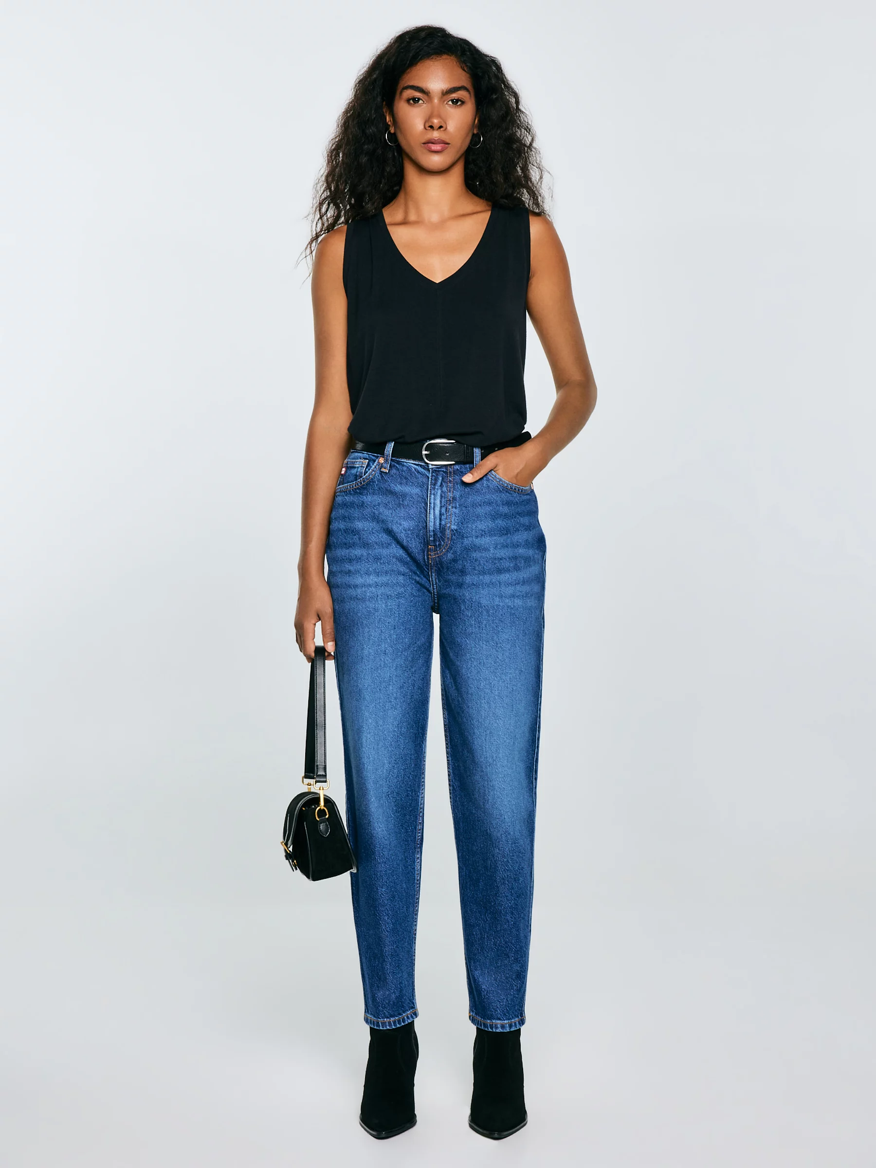 Jeansy damskie mom jeans niebieskie Silla 620