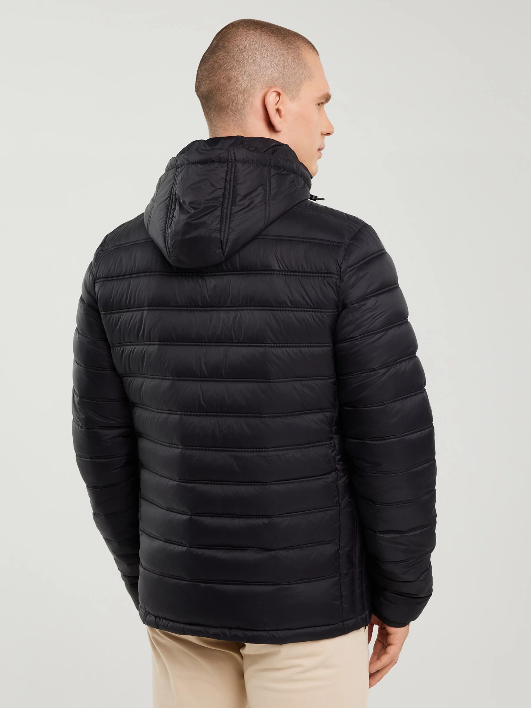 Kurtka męska pikowana z kapturem czarna Acarf 906