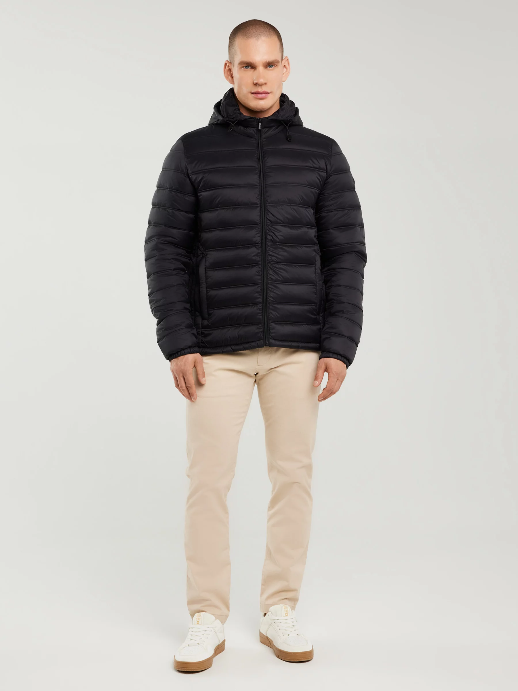 Kurtka męska pikowana z kapturem czarna Acarf 906