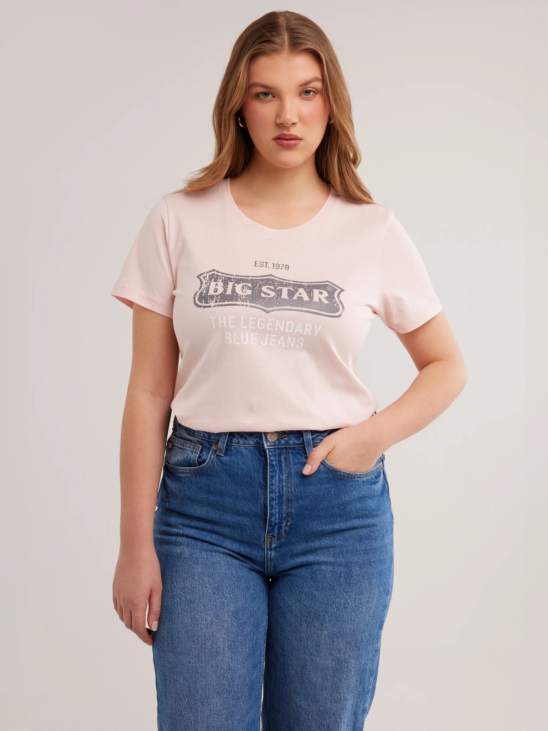 Koszulka damska z nadrukiem na piersi z kolekcji Authentic różowa Rissmelna 600