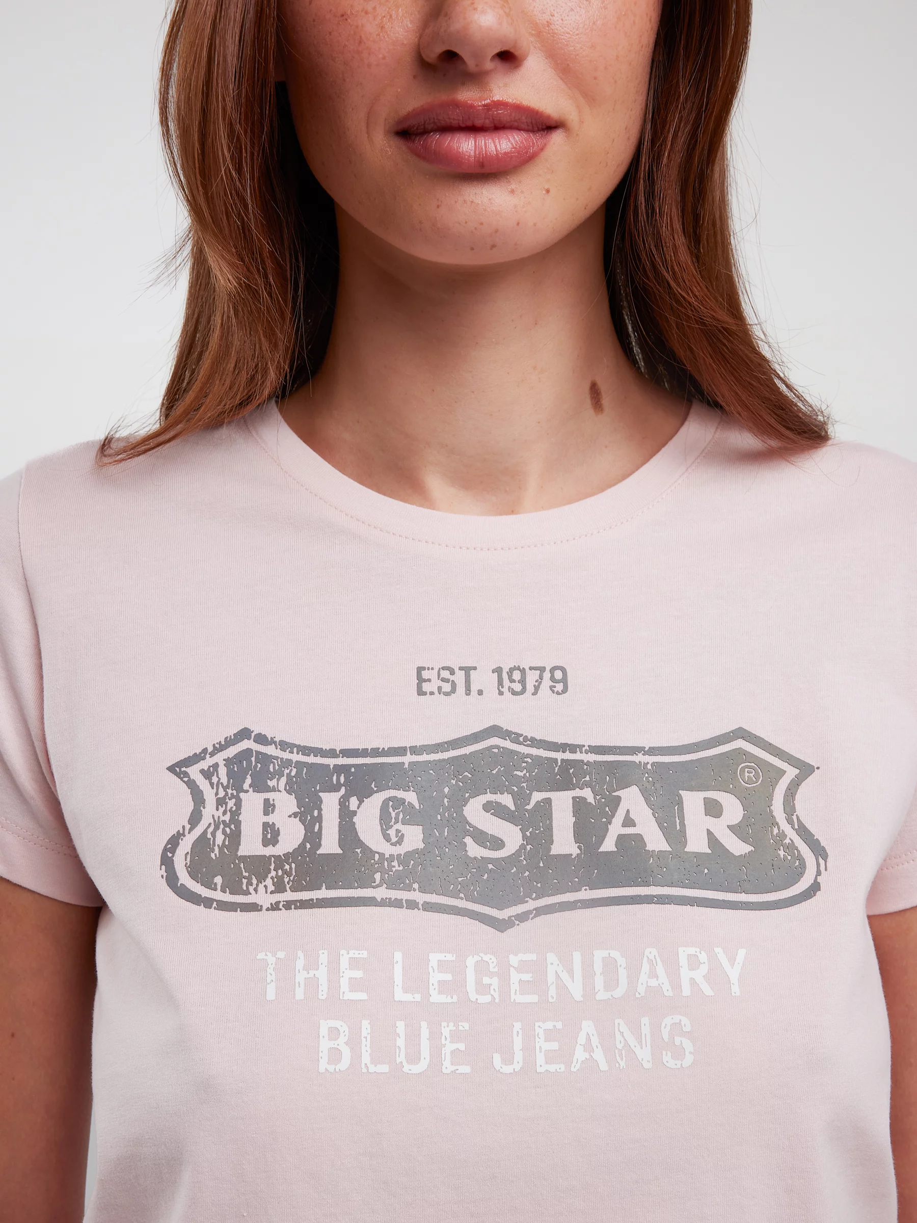 Koszulka damska z nadrukiem na piersi z kolekcji Authentic różowa Rissmelna 600