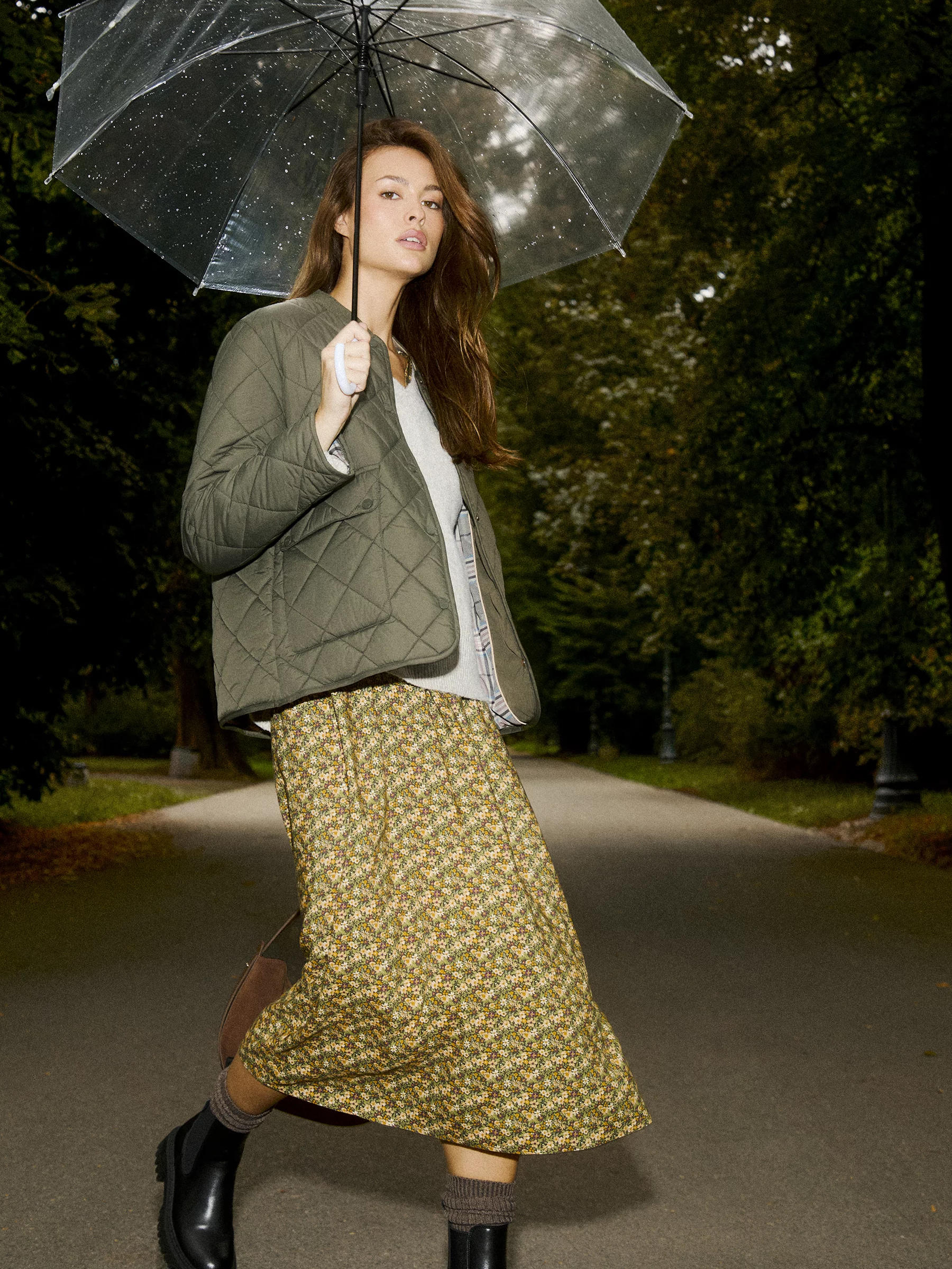 Spódnica damska midi z wiskozy z motywem kwiatowym żółta Inger 201