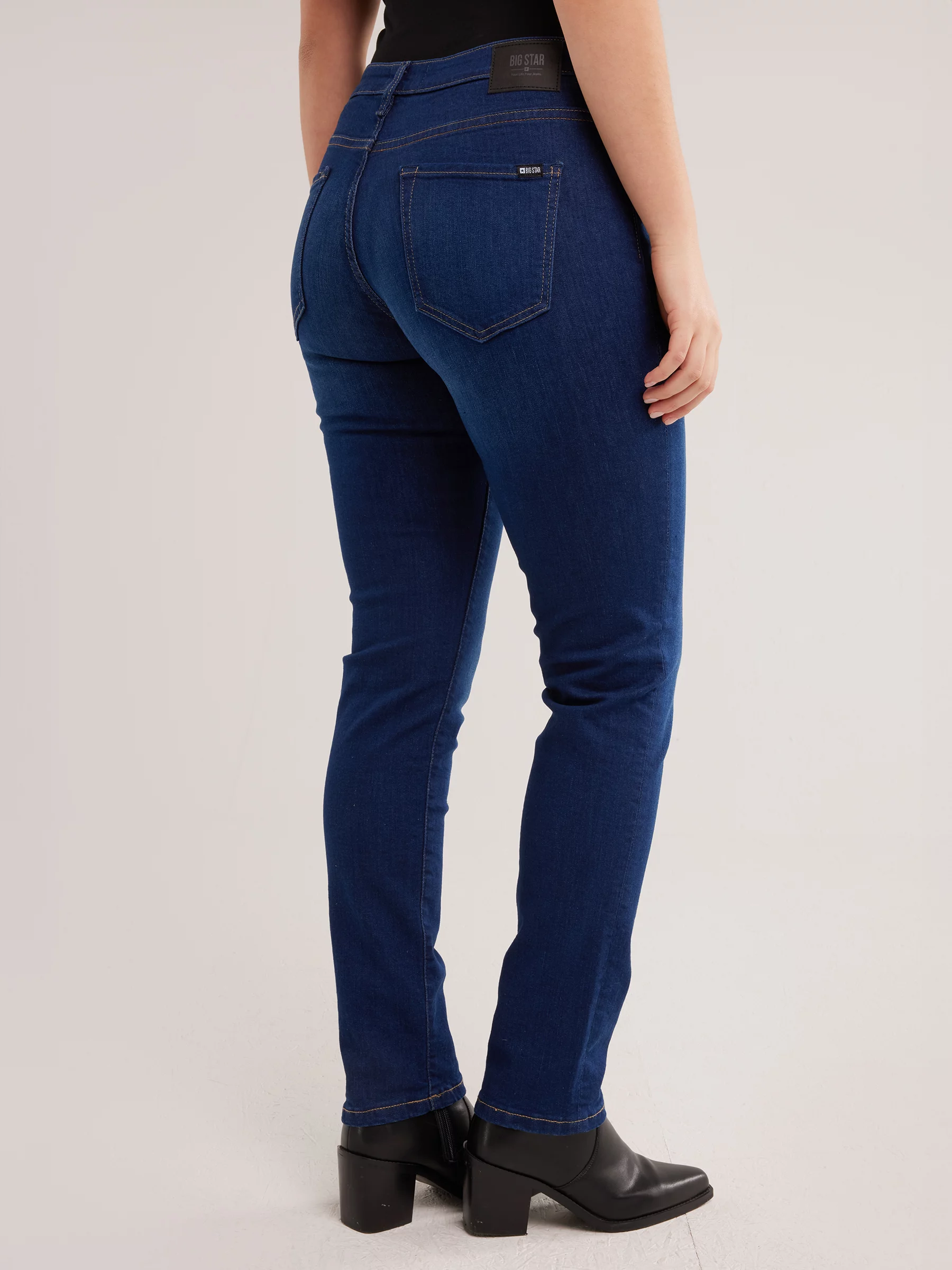 Jeansy damskie slim niebieskie Kitty 447