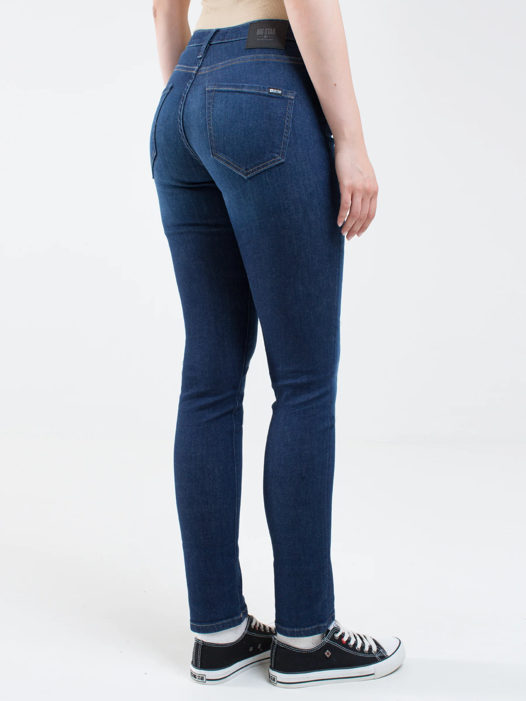 Jeansy damskie slim niebieskie Kitty 447