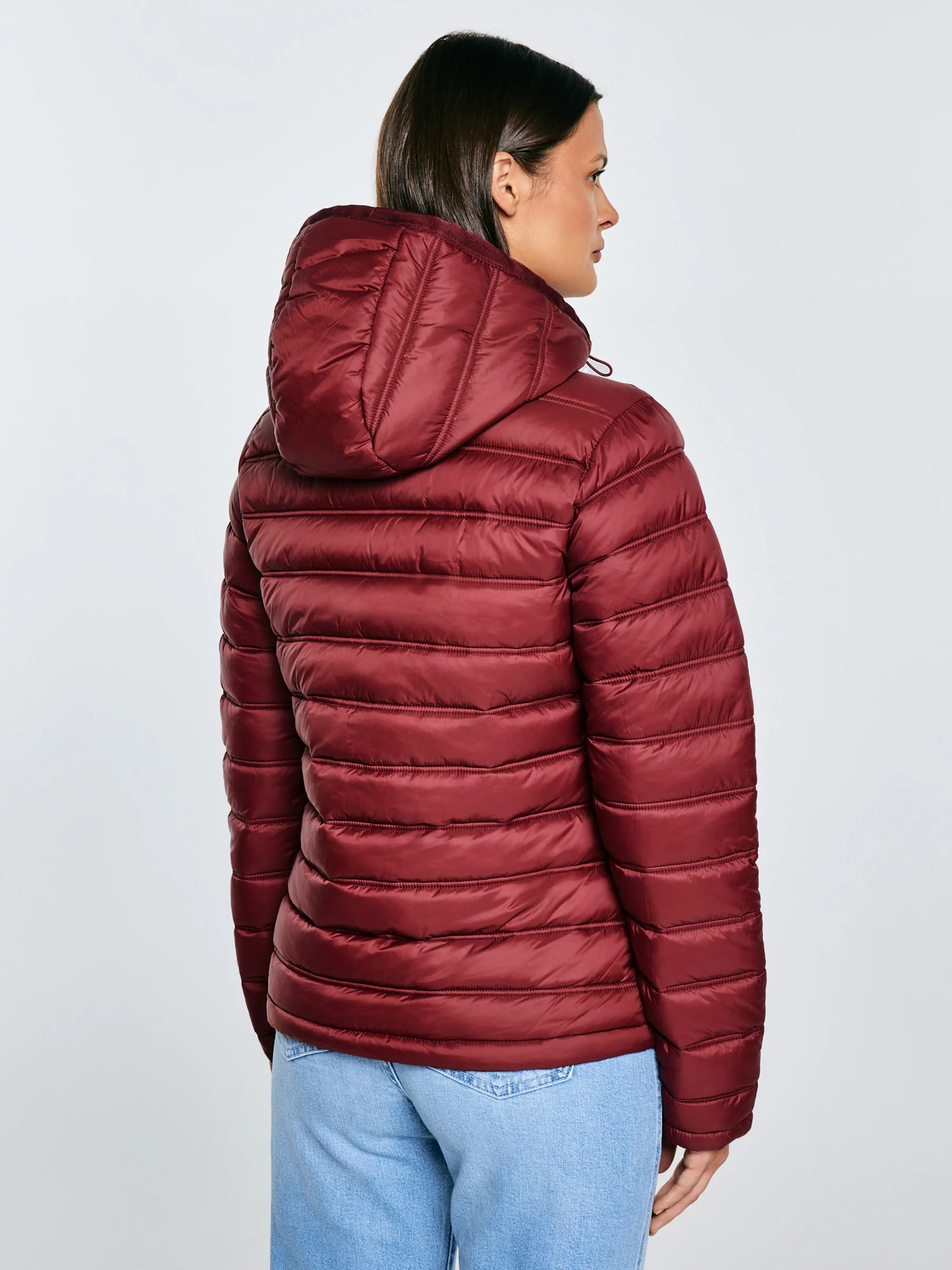 Kurtka damska pikowana z odpinanym kapturem bordowa Azeala23 604
