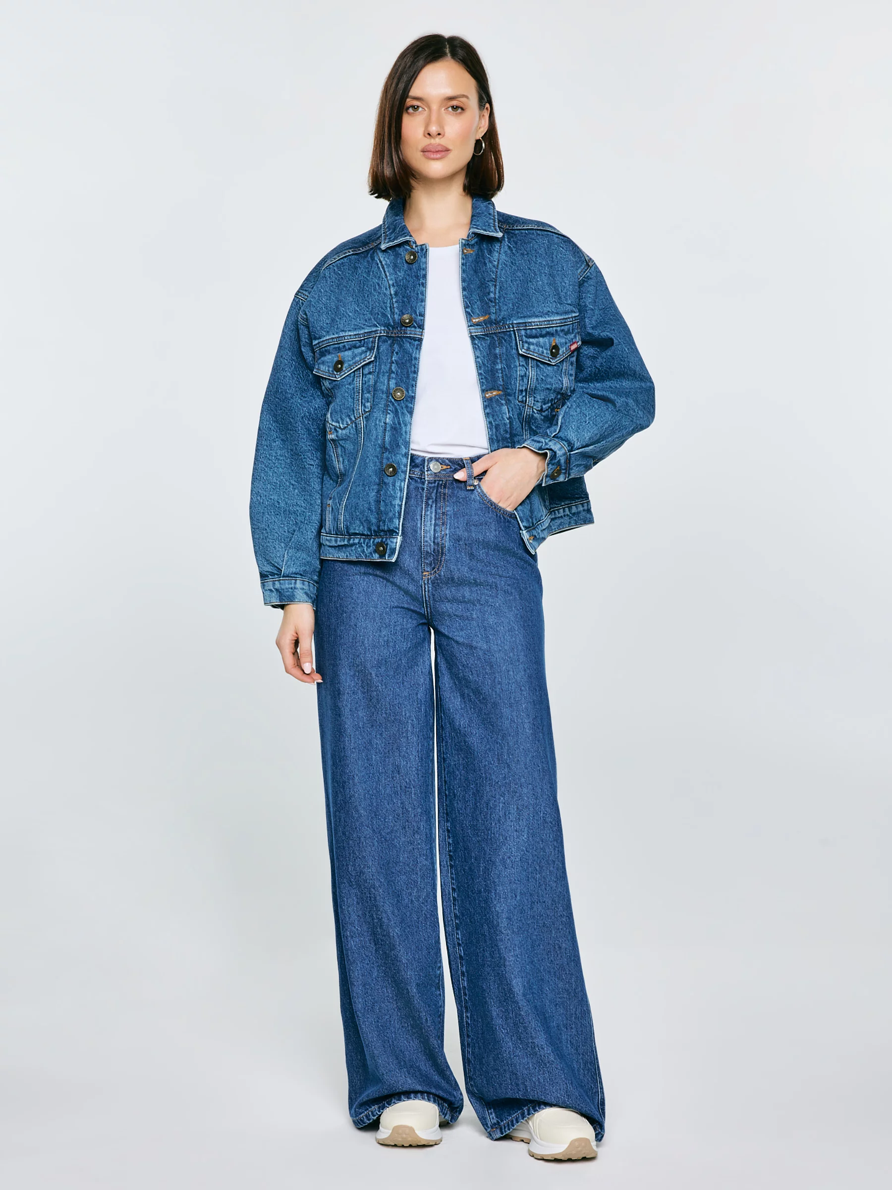 Kurtka damska jeansowa z kolekcji Authentic granatowa Authentic 500