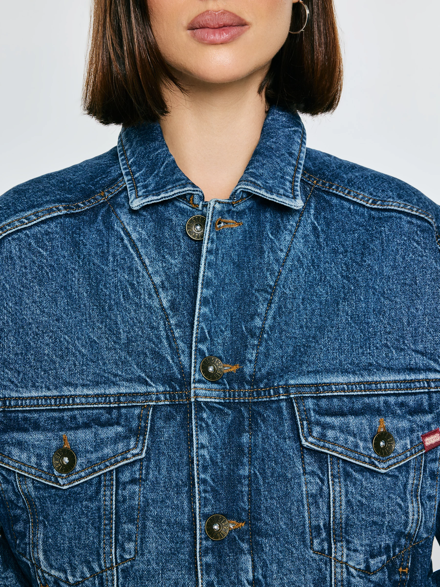 Kurtka damska jeansowa z kolekcji Authentic granatowa Authentic 500