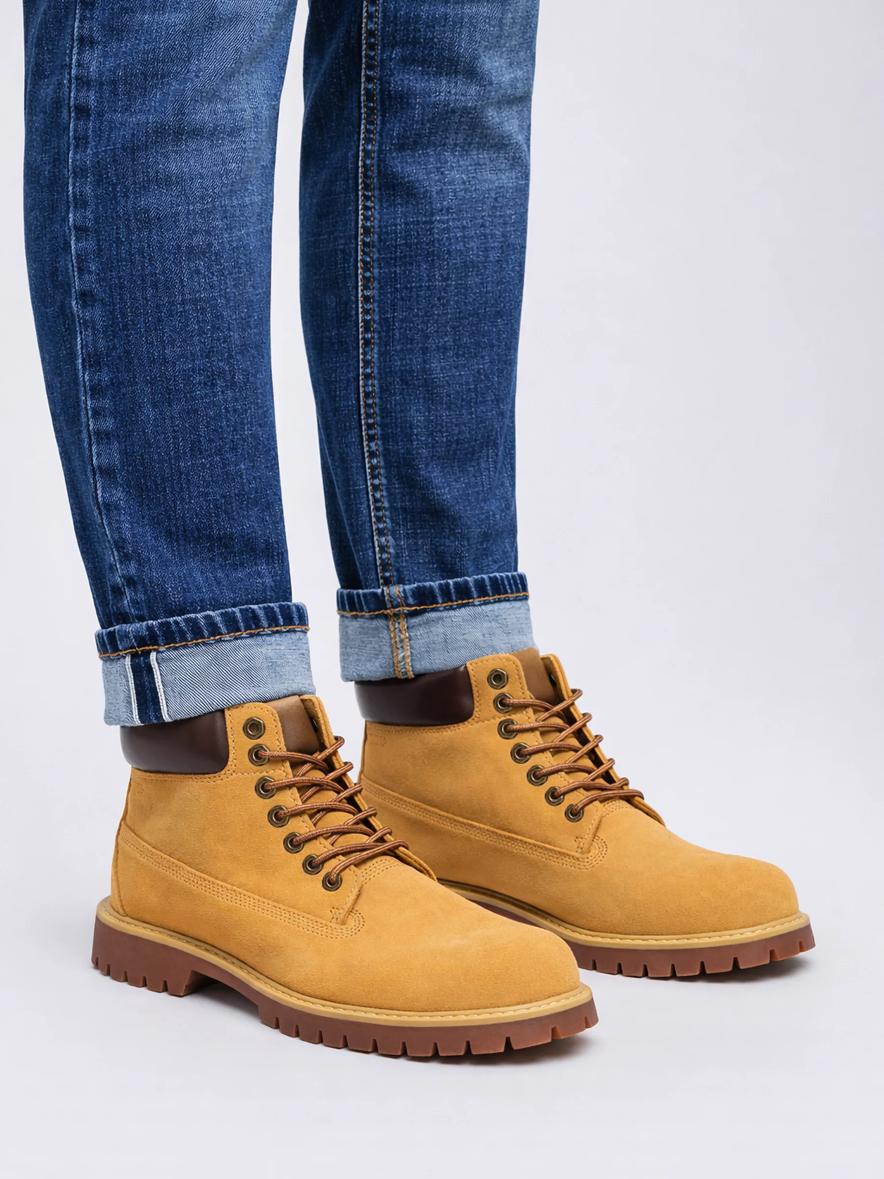 Trapery męskie ze skóry naturalnej zamszowej brązowe OO174136 802