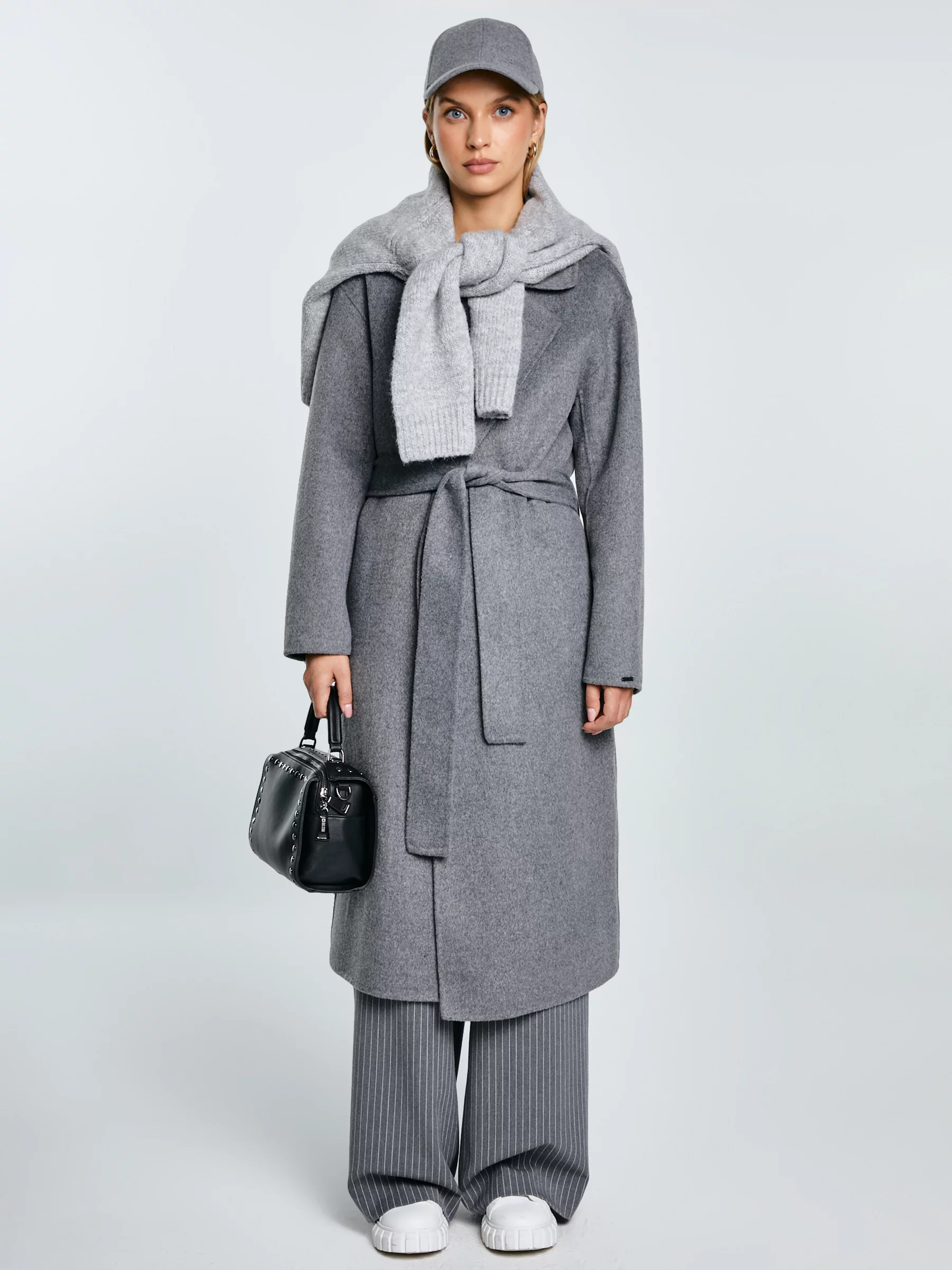 Płaszcz damski wełniany wiązany szary Oshana 903