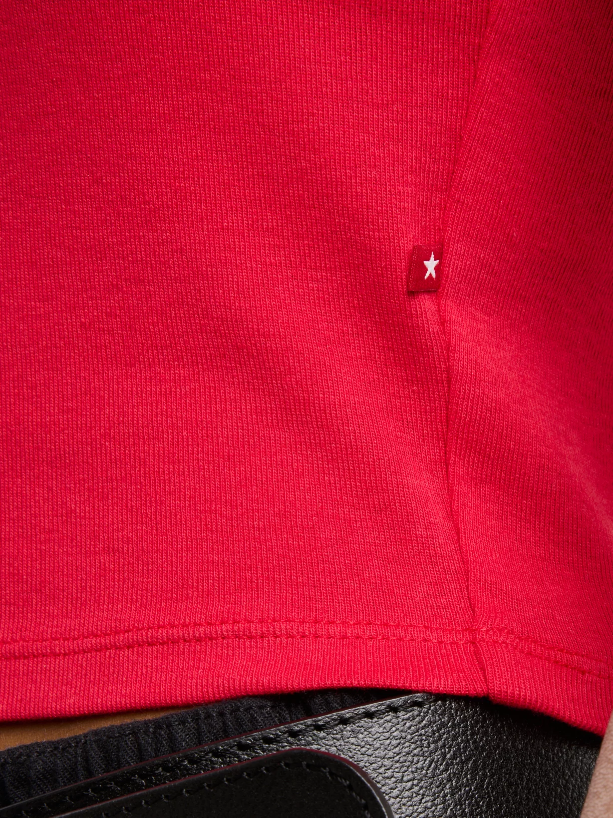 Koszulka damska slim z dekoltem caro czerwona Missa 603