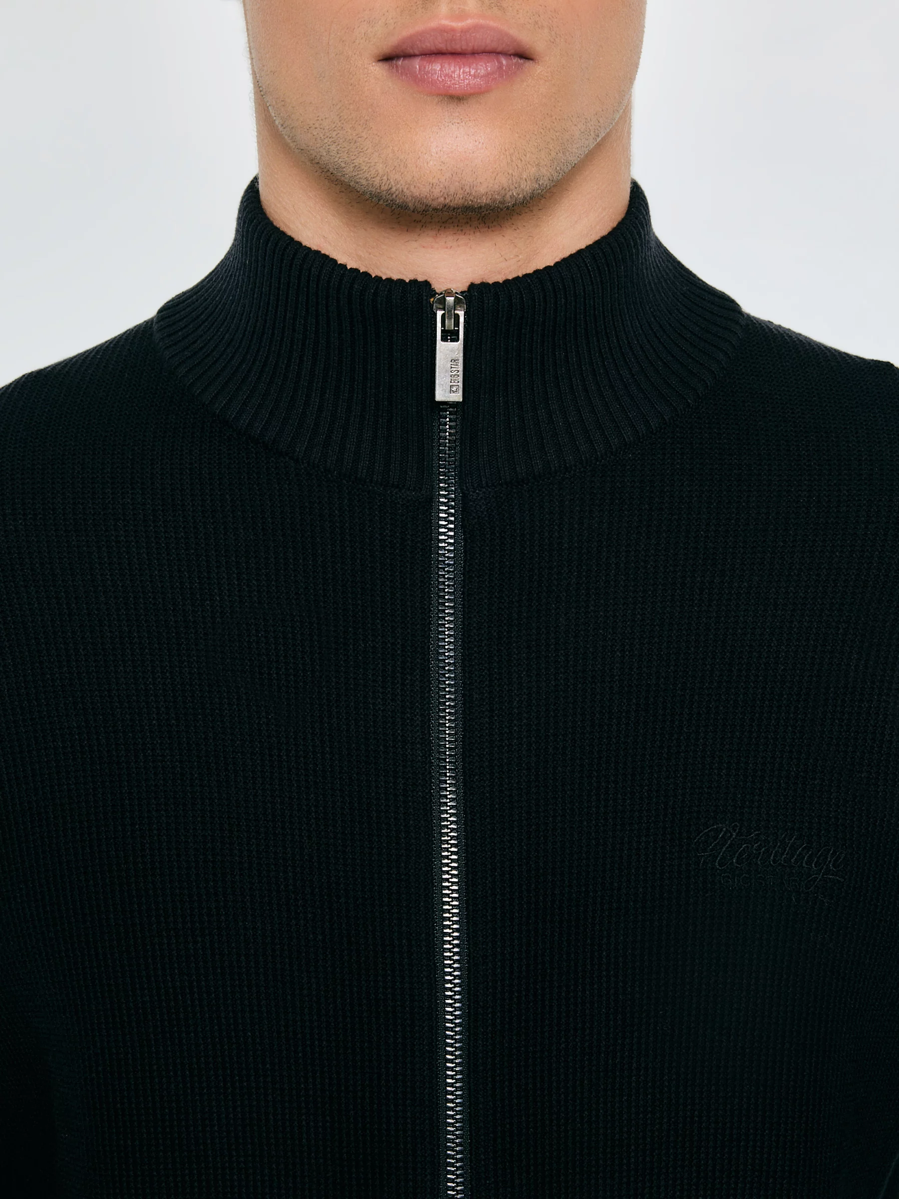 Sweter męski rozpinany ze stójką czarny Anton 906