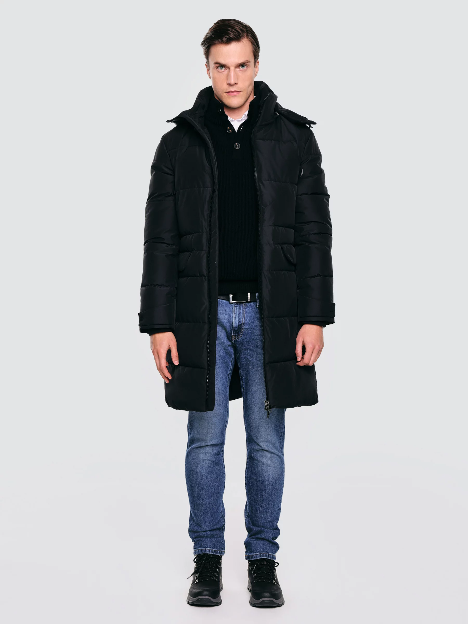 Płaszcz męski pikowany z kapturem czarny Mikronos 906