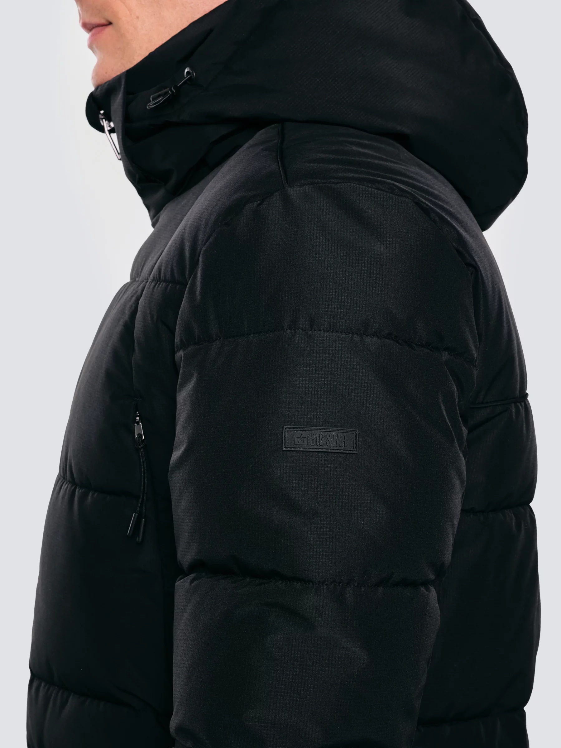 Płaszcz męski pikowany z kapturem czarny Mikronos 906